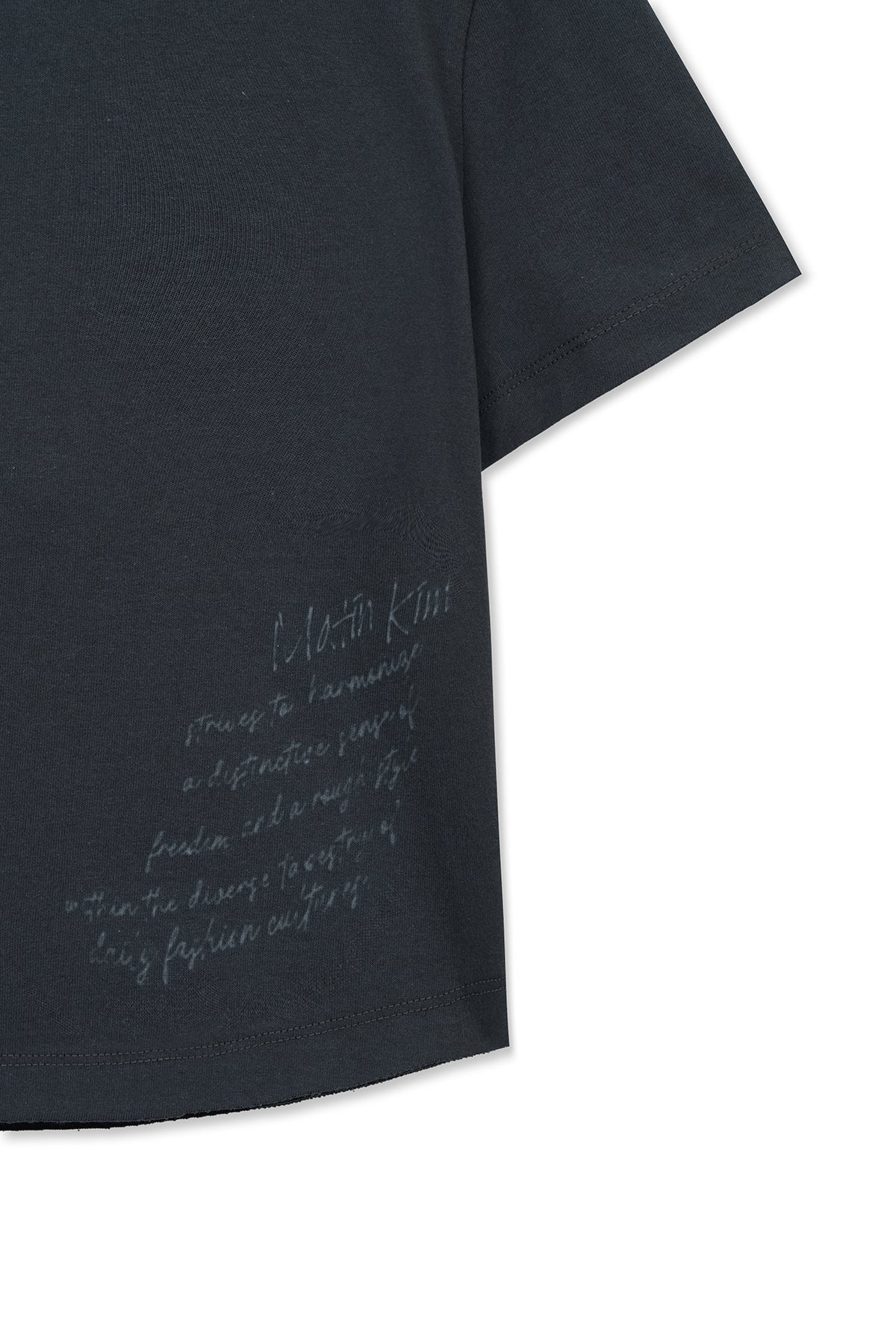 matinkim GRAFFITI ROUND HEM CROP TOP IN NAVY