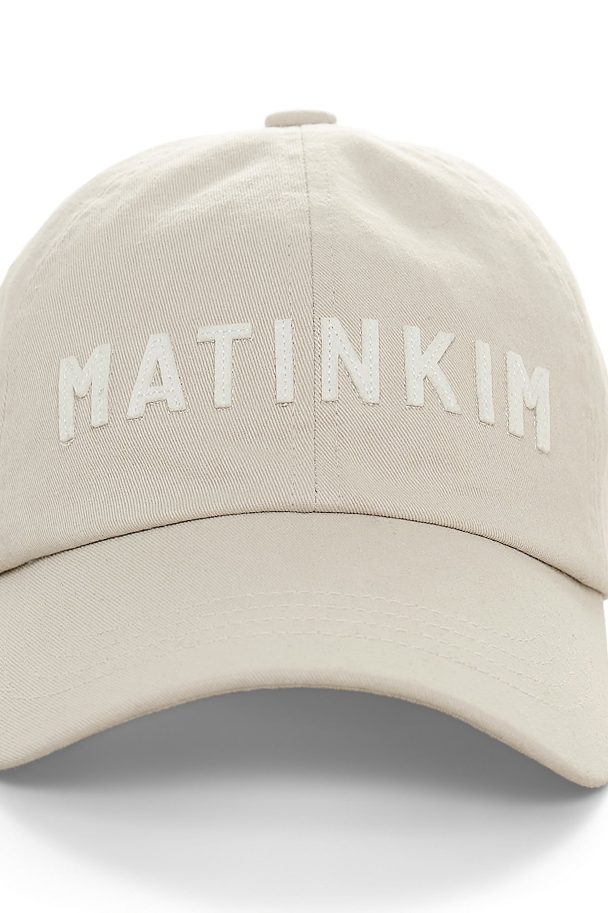 matinkim APPLIQUE FELT LOGO BALL CAP IN LIGHT GREY