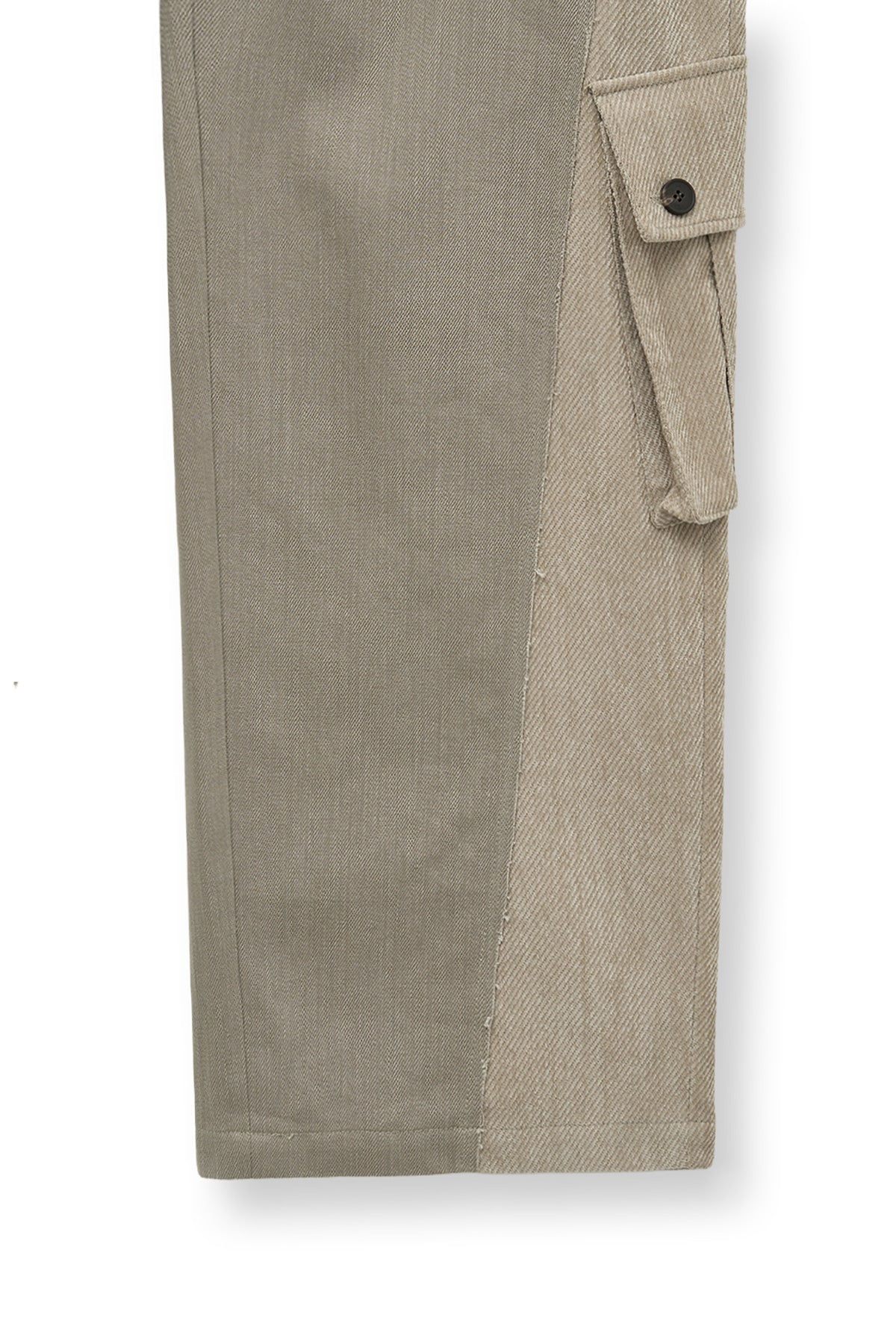 matinkim BIG POCKET TWO TONE WIDE PANTS IN BEIGE