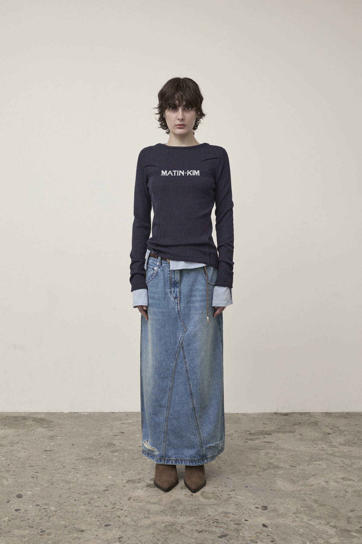 matinkim DAMAGE POINT LONG DENIM SKIRT IN BLUE