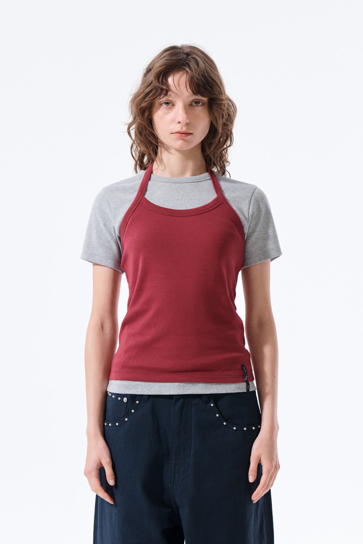 matinkim LABEL DETAIL HALTER TANK TOP IN WINE