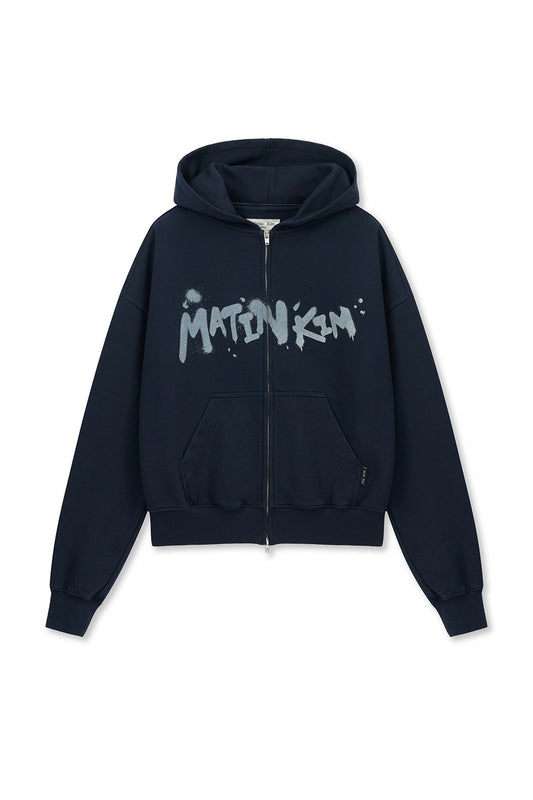 matinkim GRAFFITI LOGO HOODY ZIP UP IN NAVY