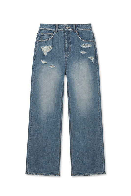 matinkim BACK POCKET PATCH DESTROYED DENIM PANTS IN BLUE