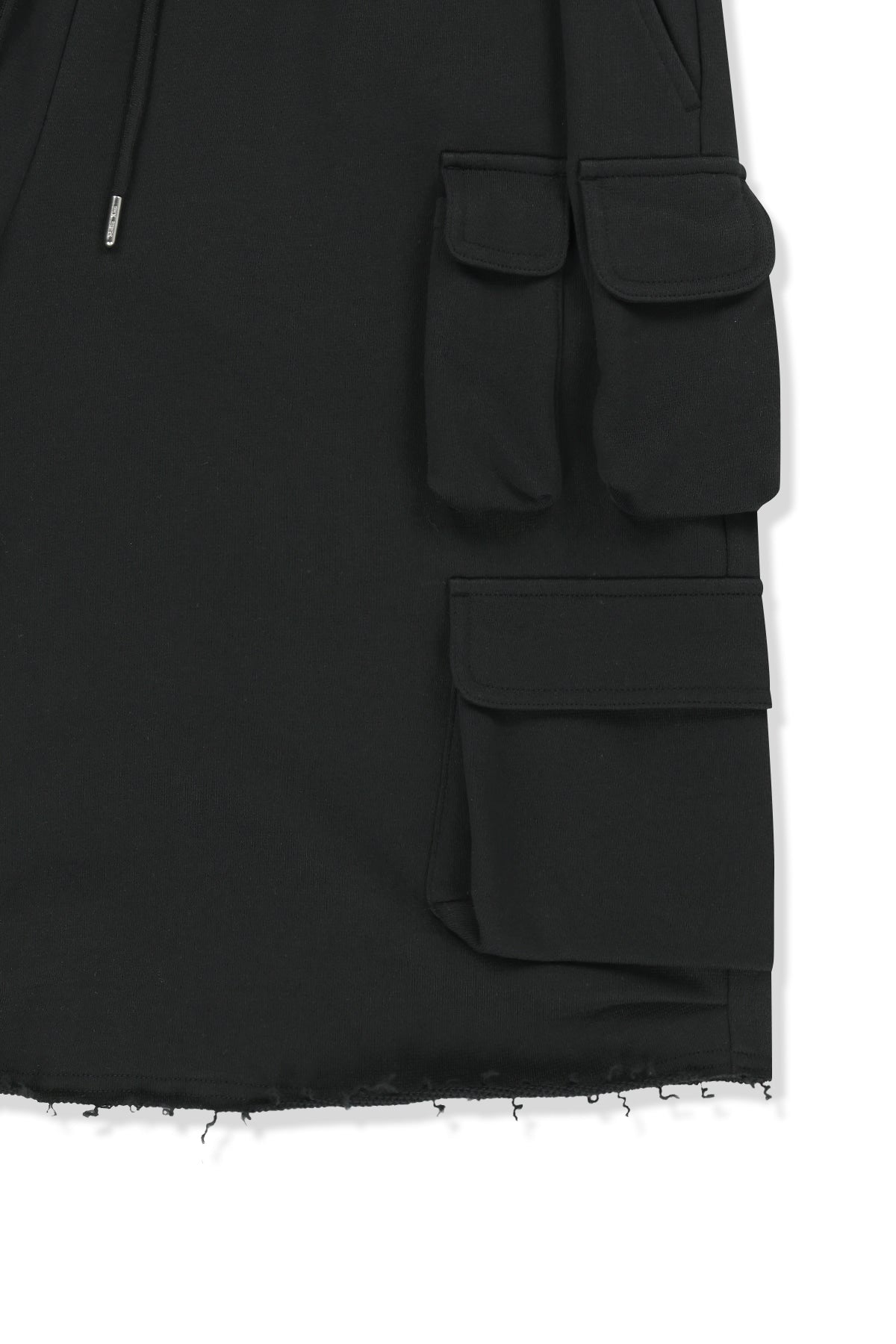matinkim TERRY UTILITY POCKET BERMUDA PANTS IN BLACK