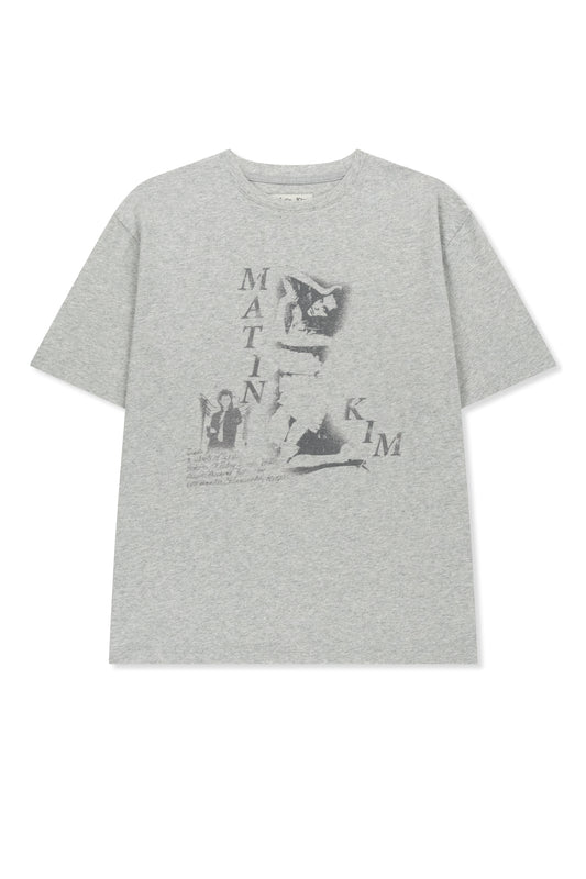 matinkim PORTRAIT GRAFFITI LOGO TOP IN LIGHT GREY