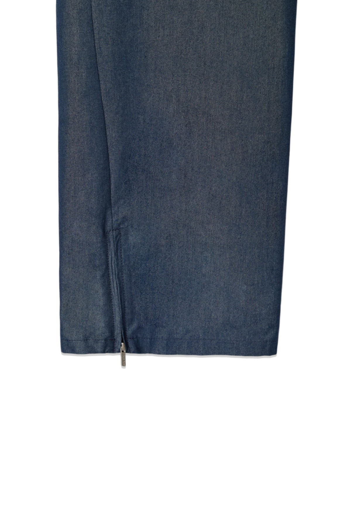 matinkim BACK TUCK DETAIL DENIM LIKE PANTS IN NAVY