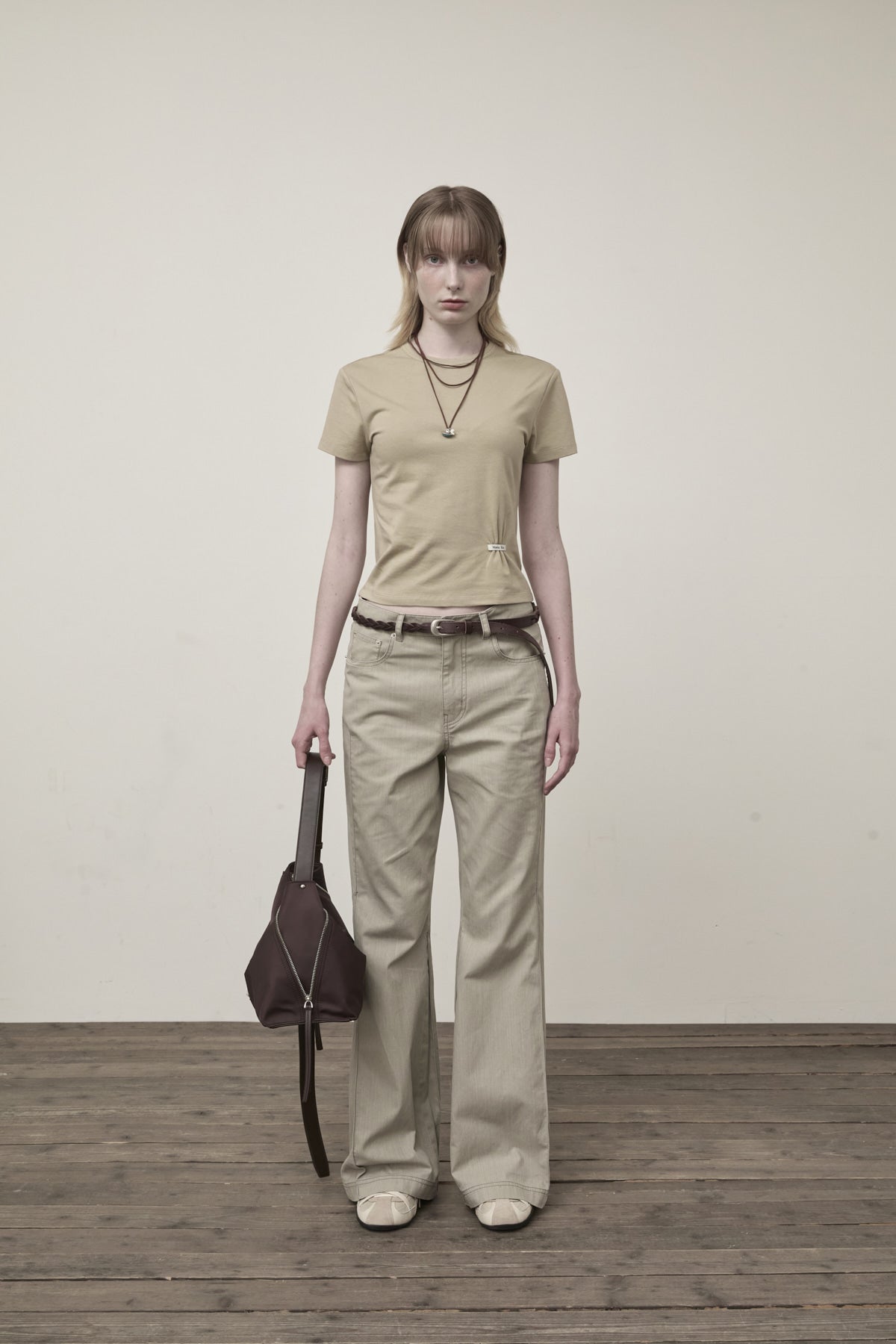 matinkim SIDE PINTUCK POINT PANTS IN BEIGE