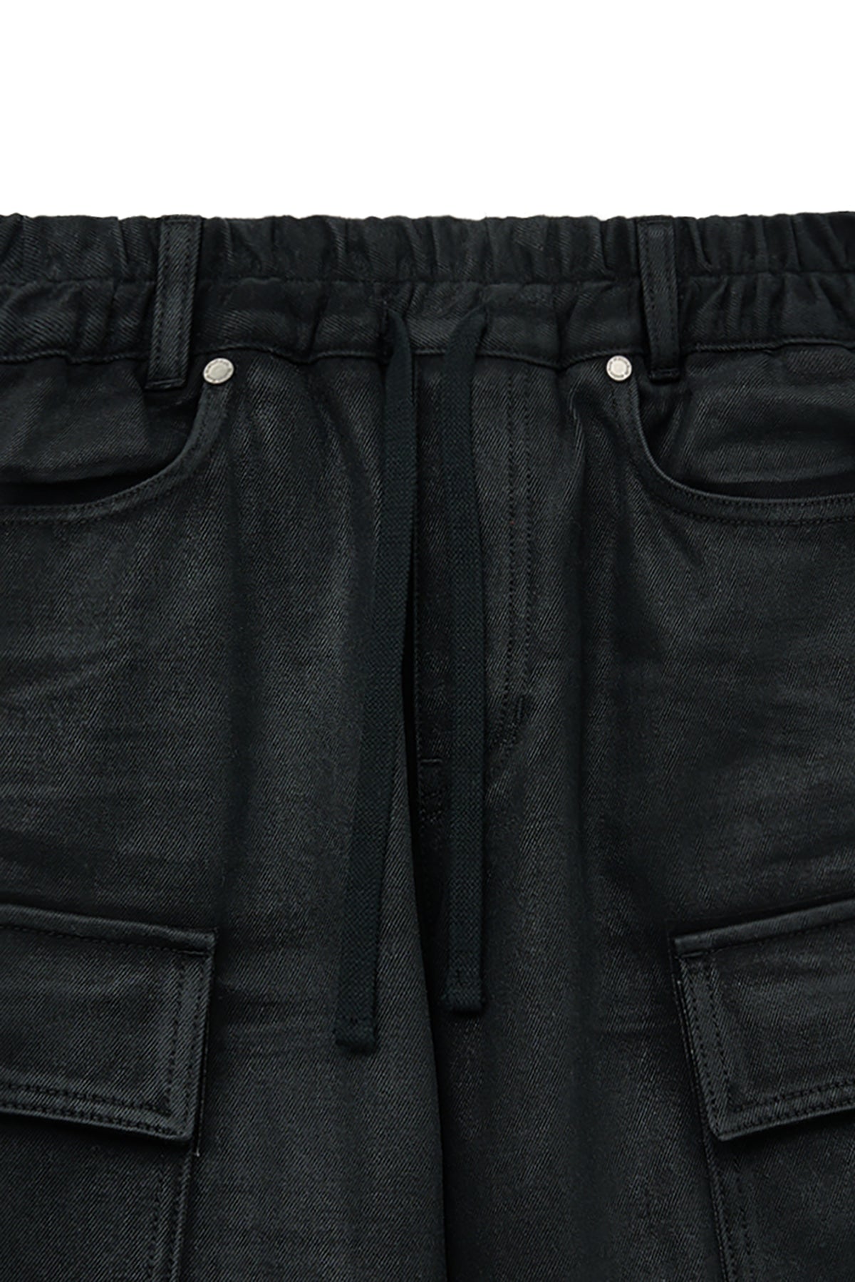 matinkim COATING CARGO DENIM PANTS IN BLACK