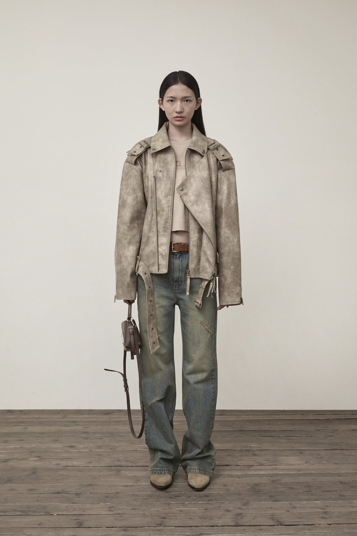 matinkim SEMI BOOTS CUT WASHED DENIM PANTS IN BLUE