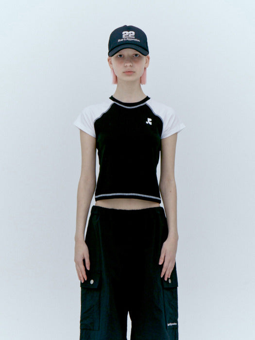 rest&recreation RAGLAN CROP TOP - BLACK