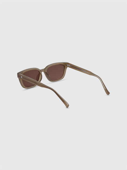 blue elephant NOUS-S nude beige
