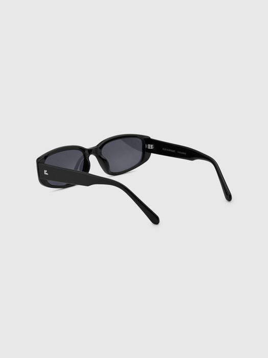 blue elephant VIRO black