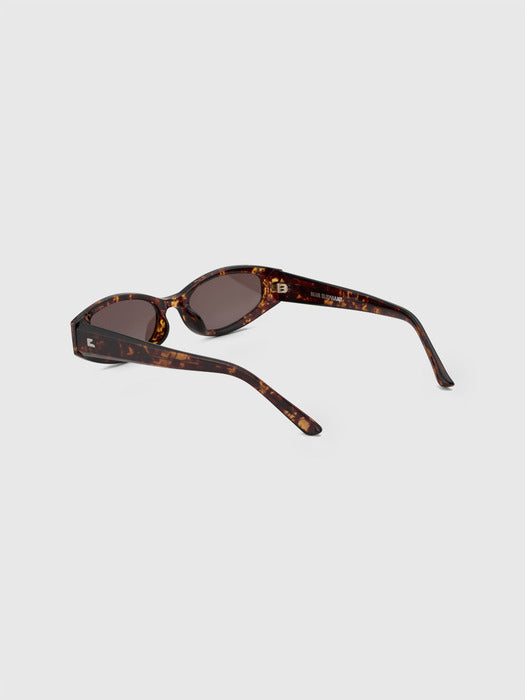 blue elephant VISS leopard