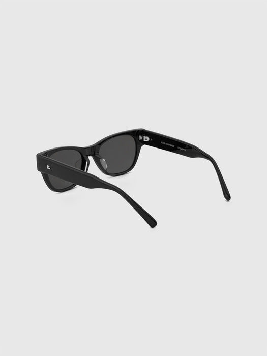 blue elephant MARA-S black