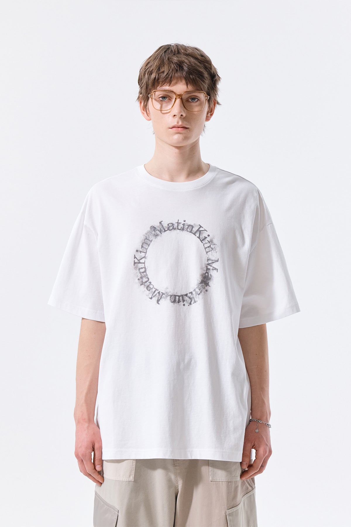 matinkim MATIN KIM CIRCLE LOGO TOP FOR MEN IN WHITE