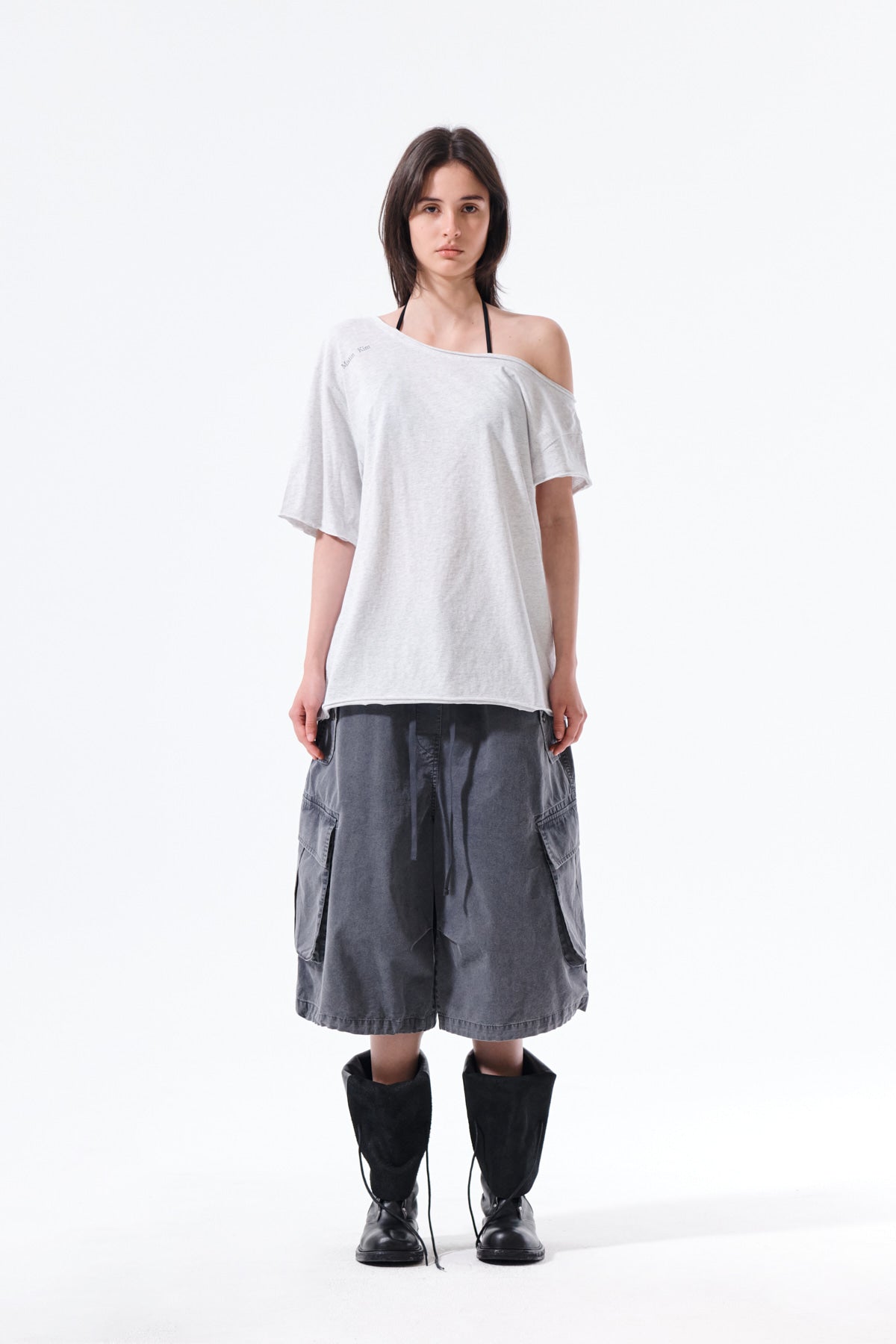 matinkim WASHED COTTON PATCH POCKET BERMUDA PANTS IN CHARCOAL