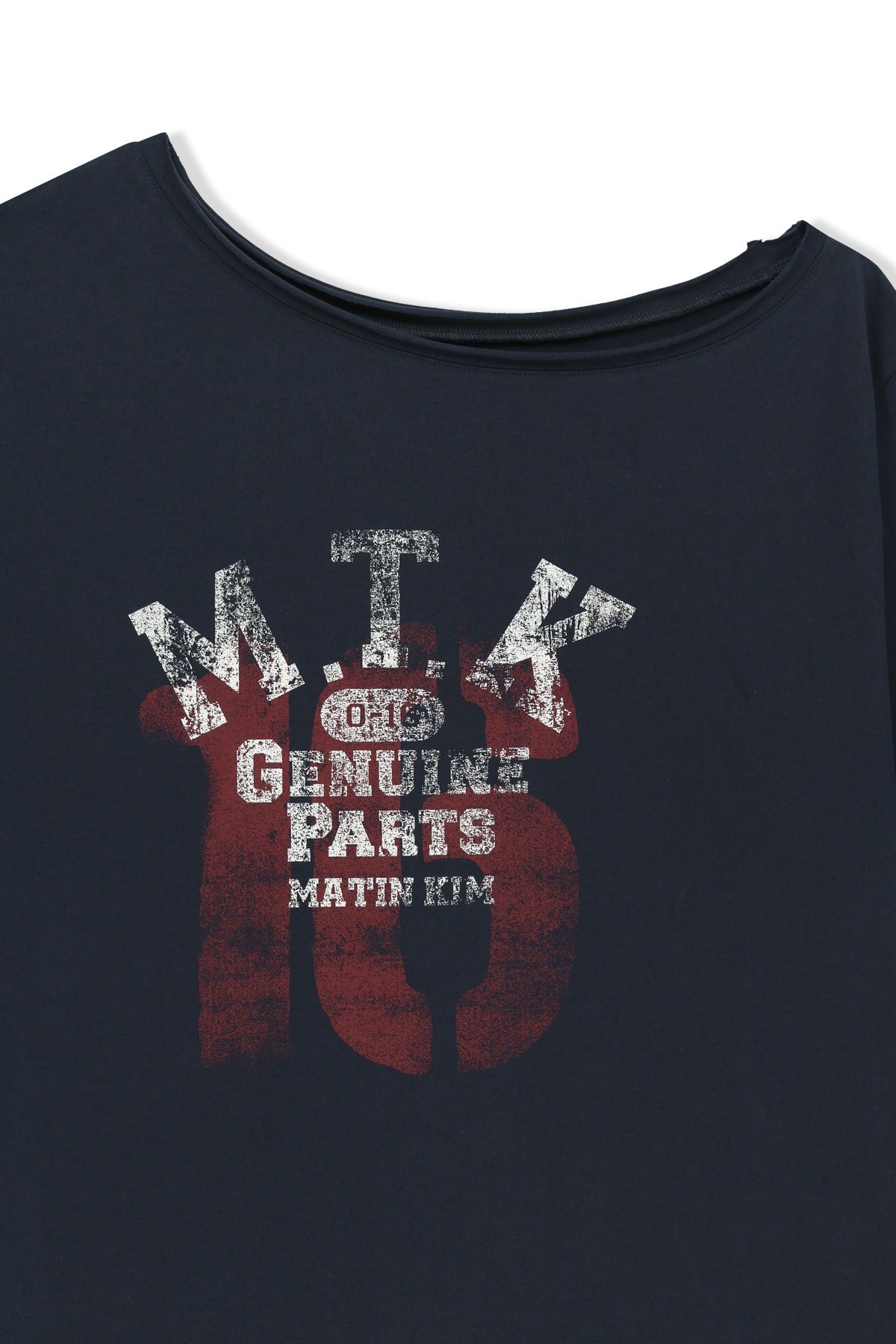 matinkim MTK 16 GRAFFITI LOGO ASYMMETRIC TOP IN NAVY