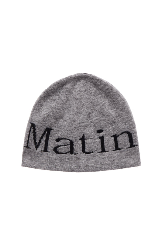 matinkim LOGO JACQUARD SHORT BEANIE IN GREY