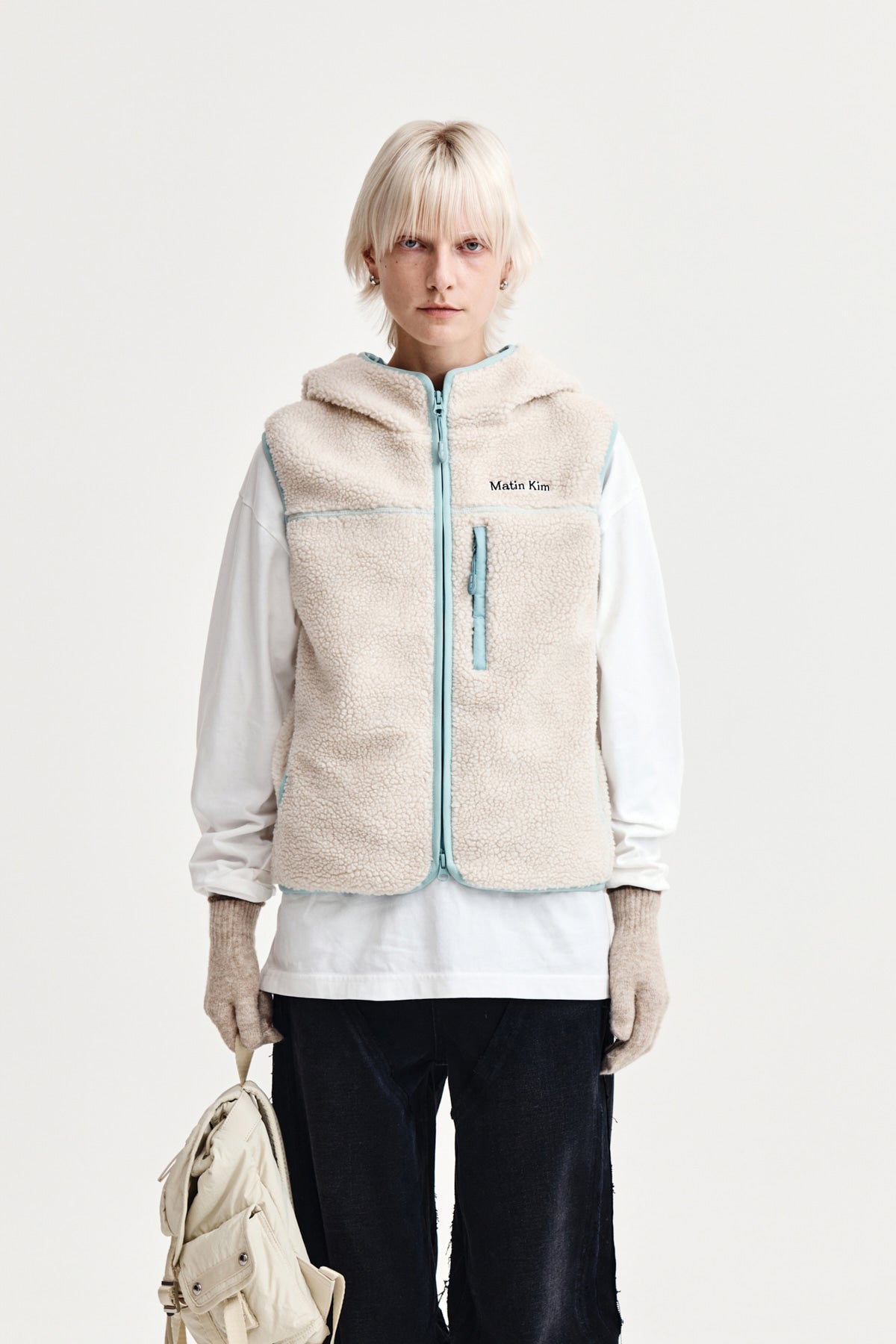 matinkim FLEECE HOODY VEST IN IVORY