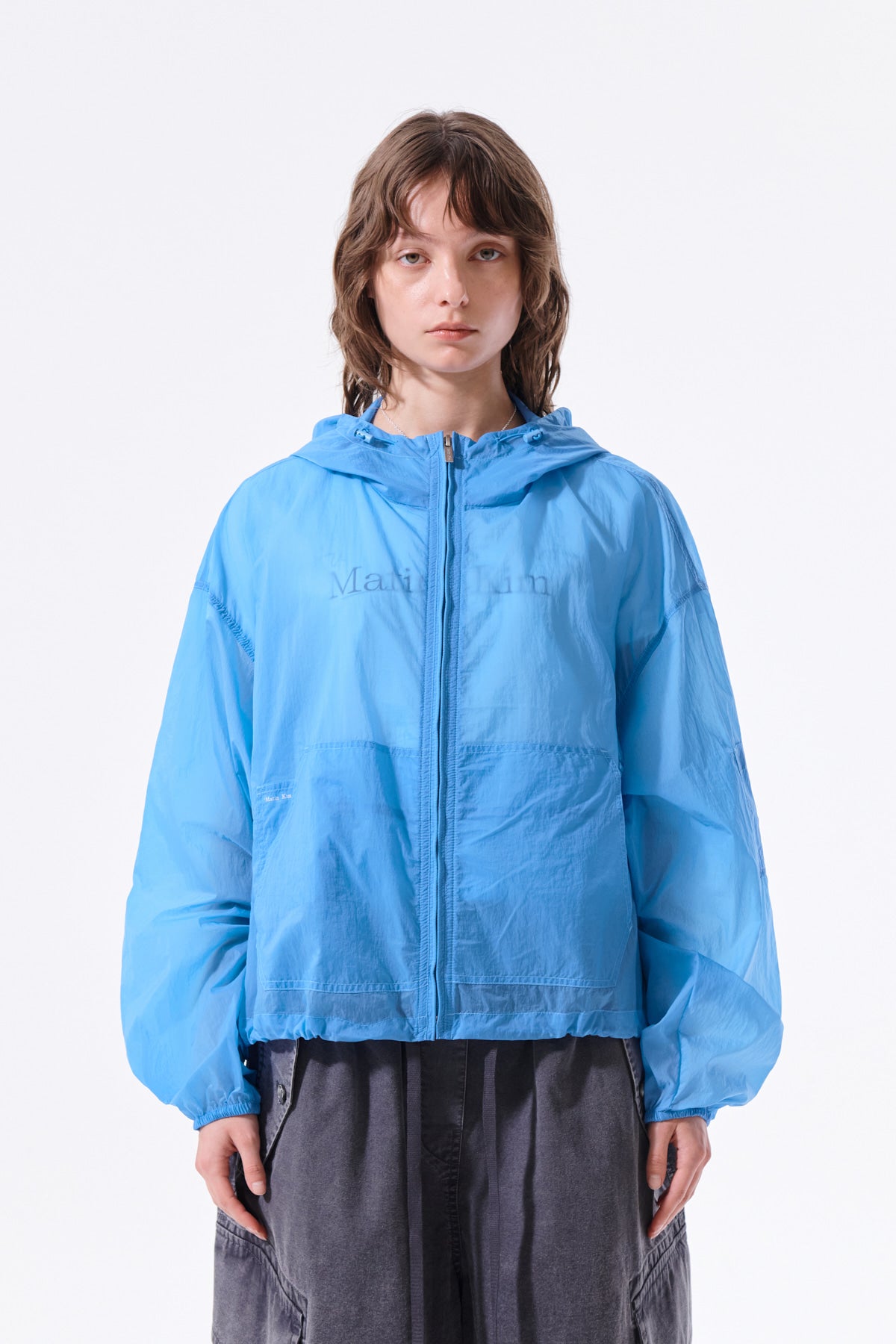 matinkim BACK LOGO HOODY WINDBREAKER FOR WOMEN IN BLUE