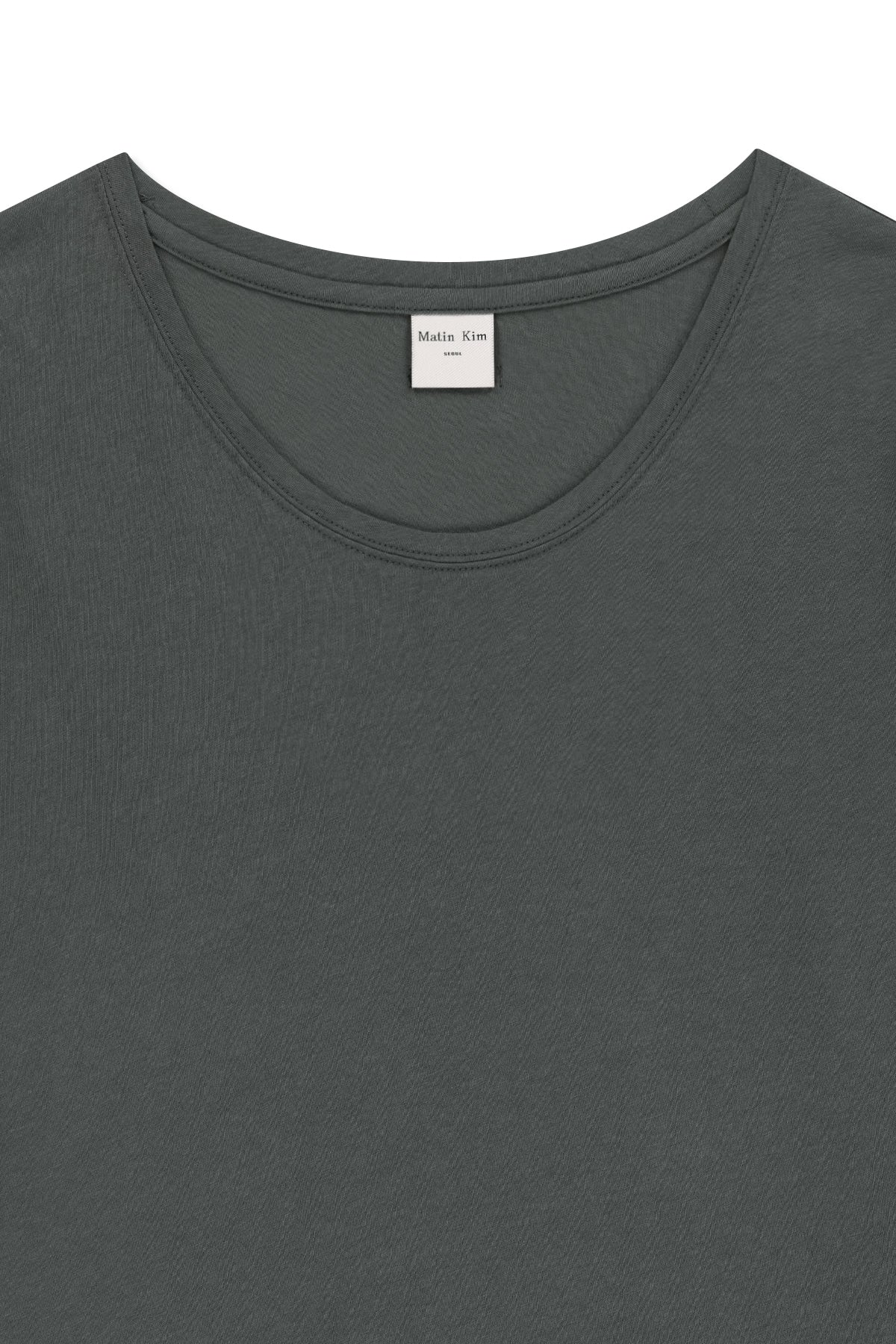 matinkim LABEL POINT U NECK TOP IN CHARCOAL