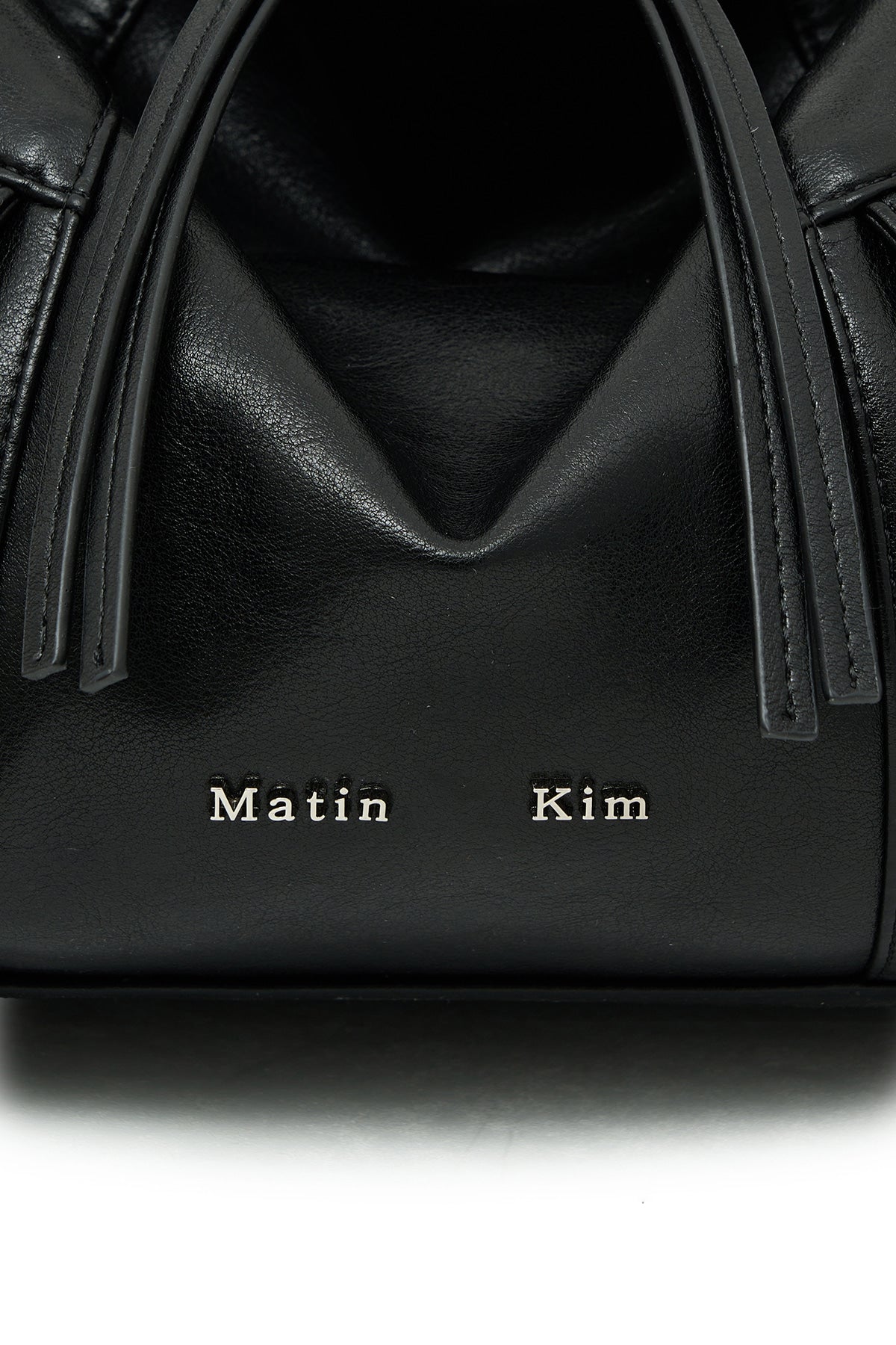 matinkim WIDE NEMO BIG SHOULDER BAG IN BLACK