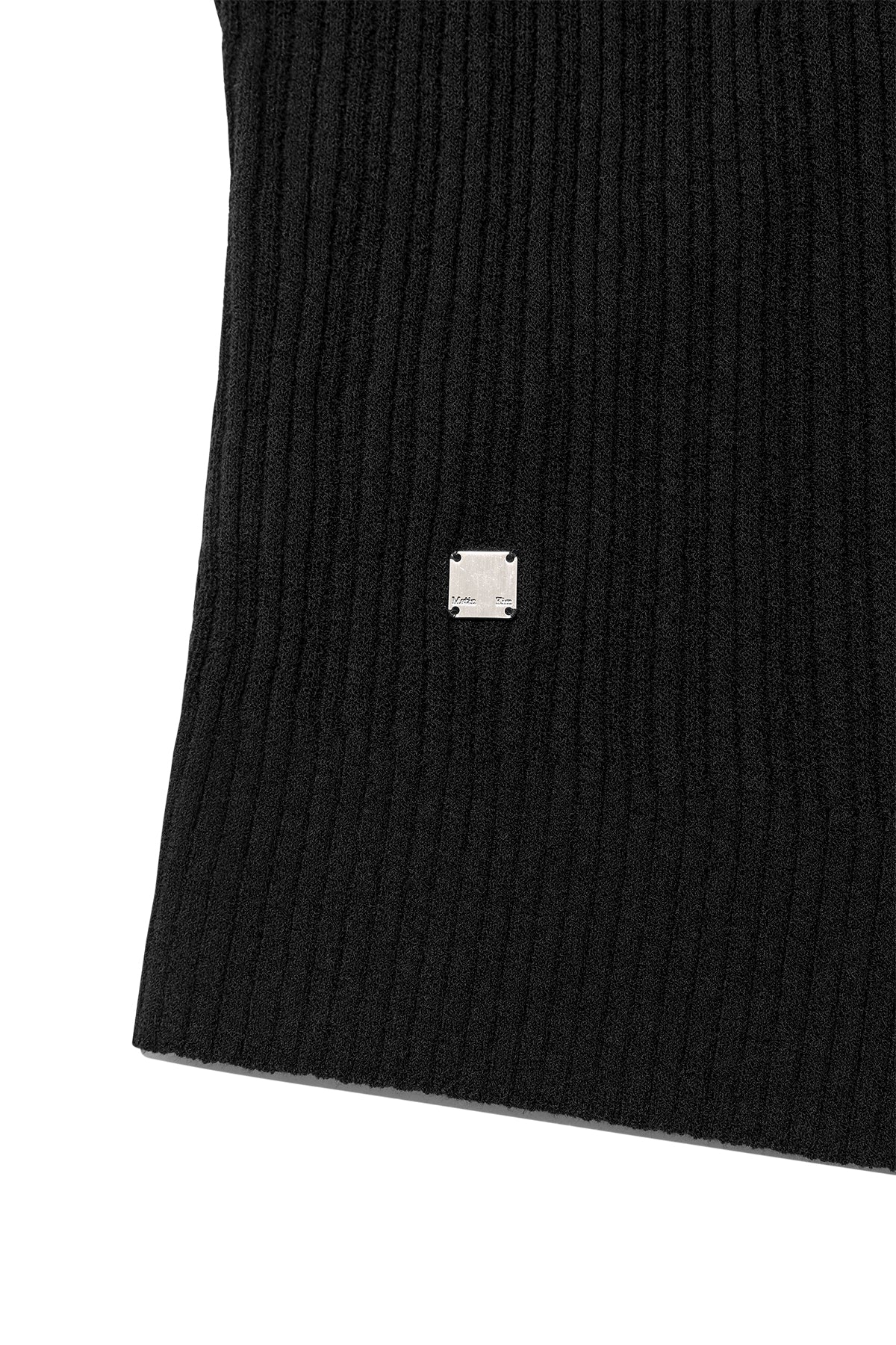 matinkim WRAP SLEEVELESS KNIT HOODY TOP IN BLACK