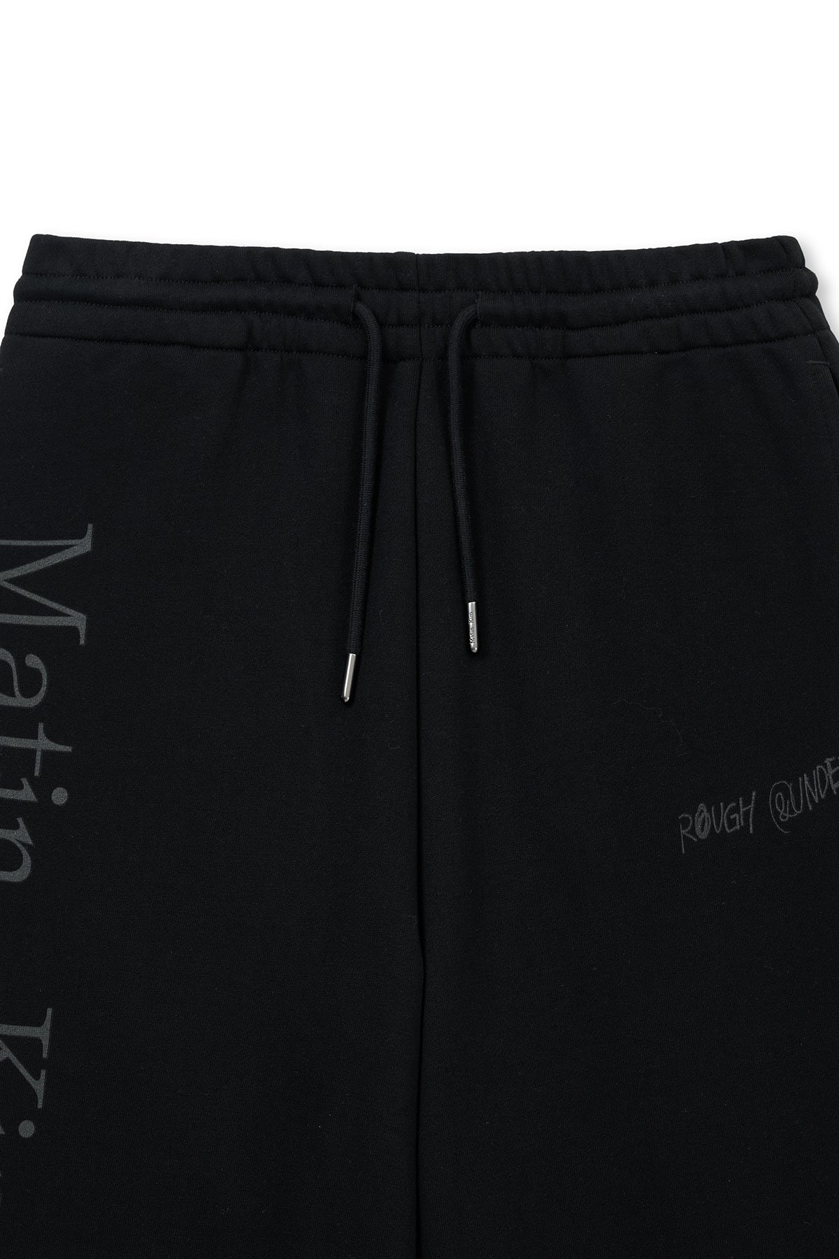 matinkim ESSENTIAL LOGO SWEATPANTS IN BLACK