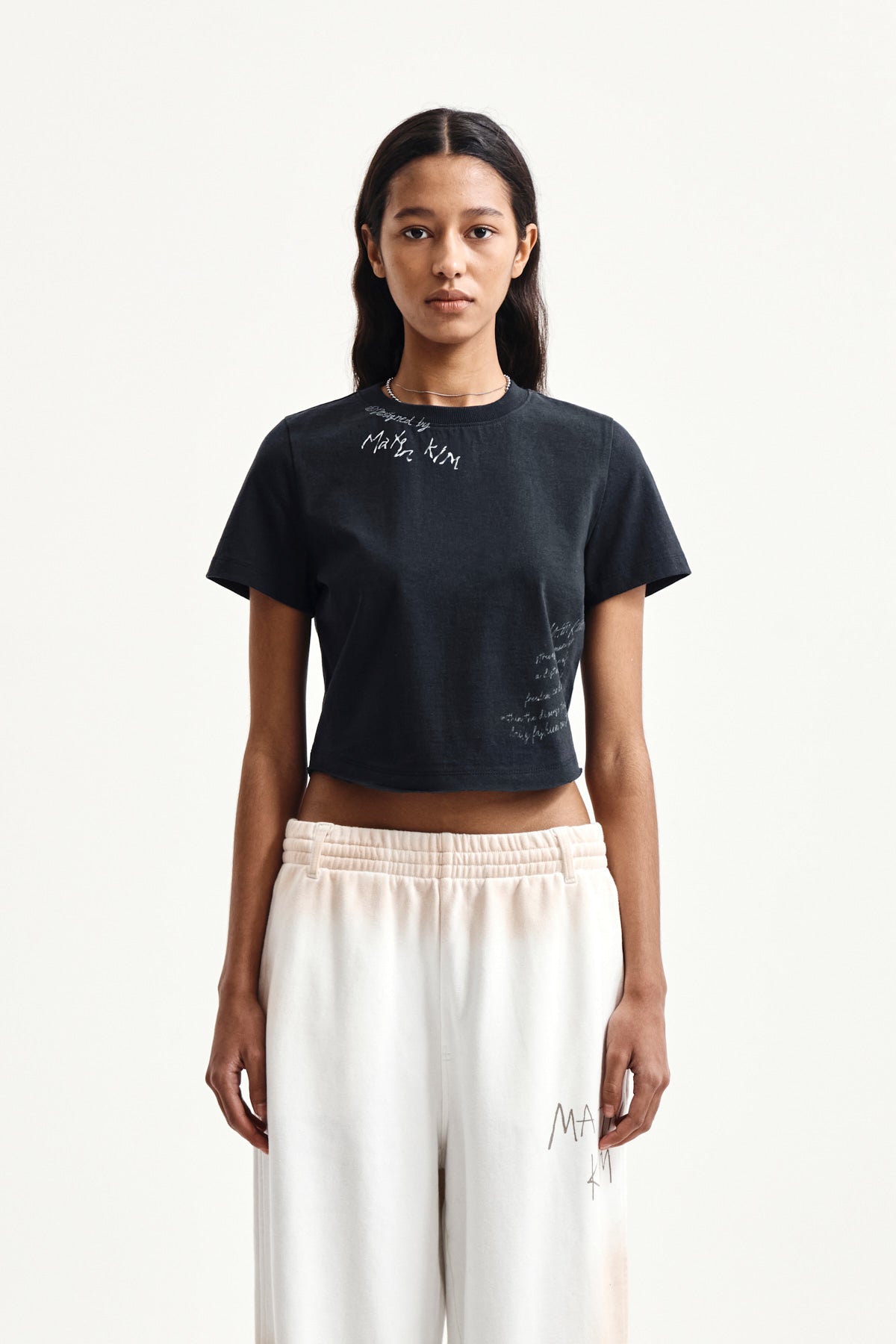 matinkim GRAFFITI ROUND HEM CROP TOP IN NAVY