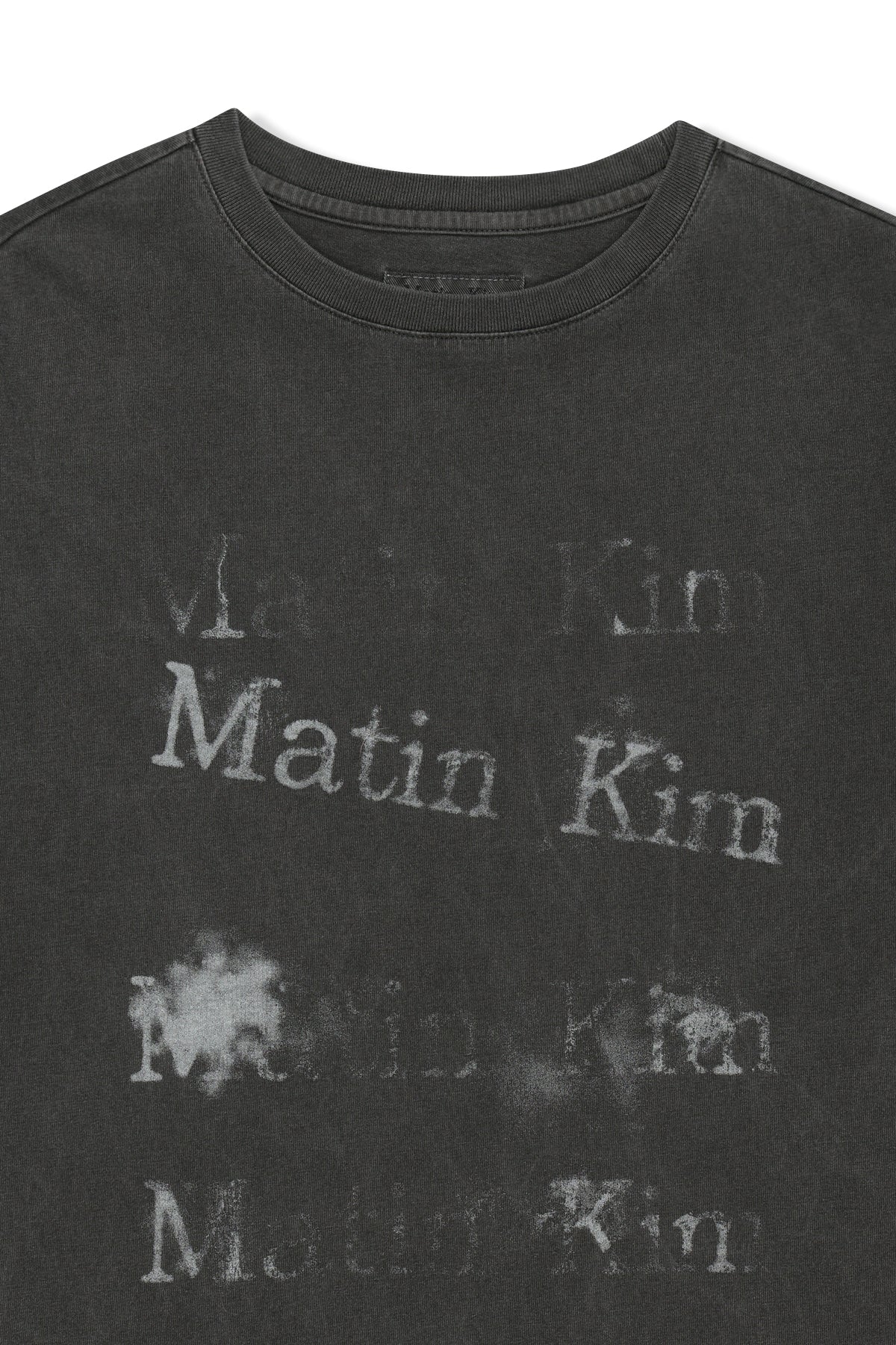matinkim PIGMENT GRAFFITI LOGO TOP IN CHARCOAL