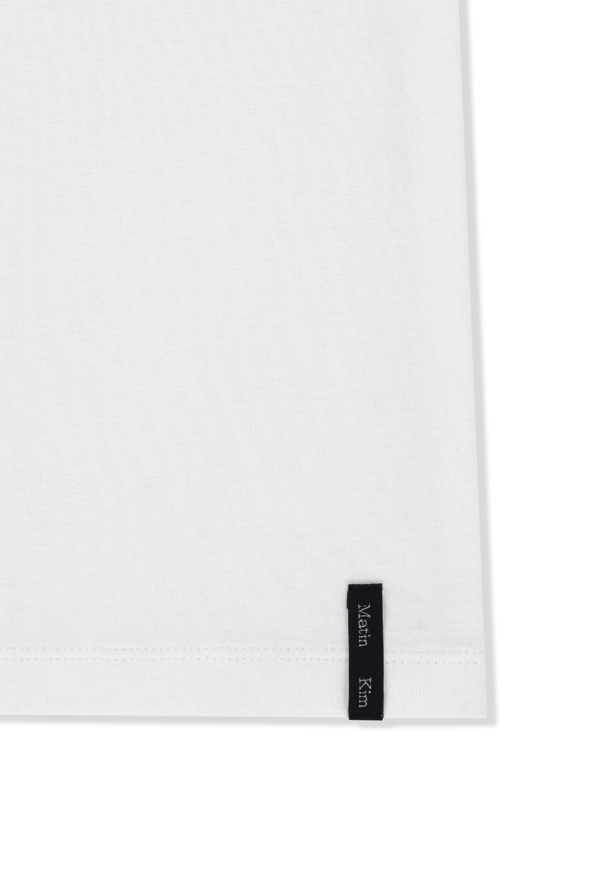matinkim LABEL DETAIL SLIM FIT TOP IN IVORY