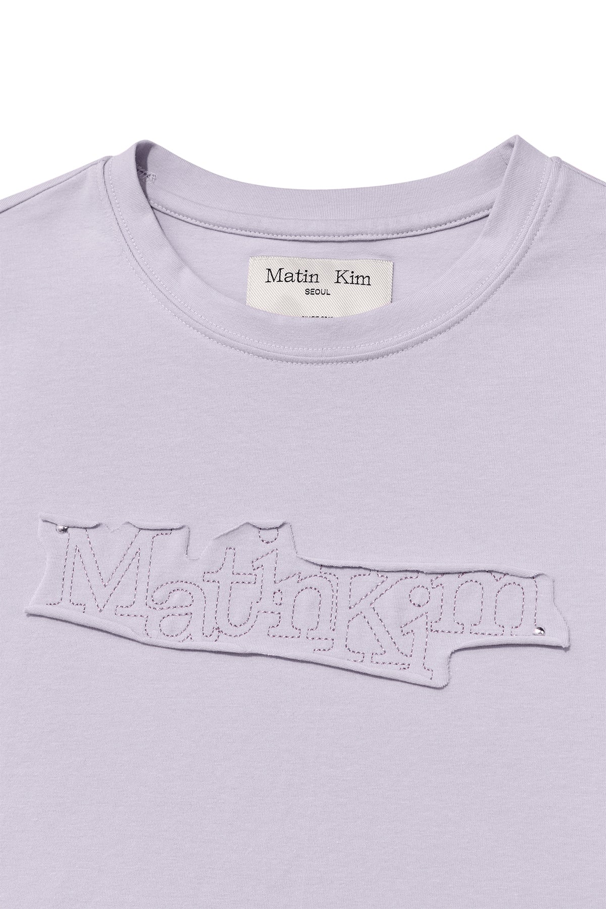 matinkim APPLIQUE LOGO PATCH TOP IN LILAC