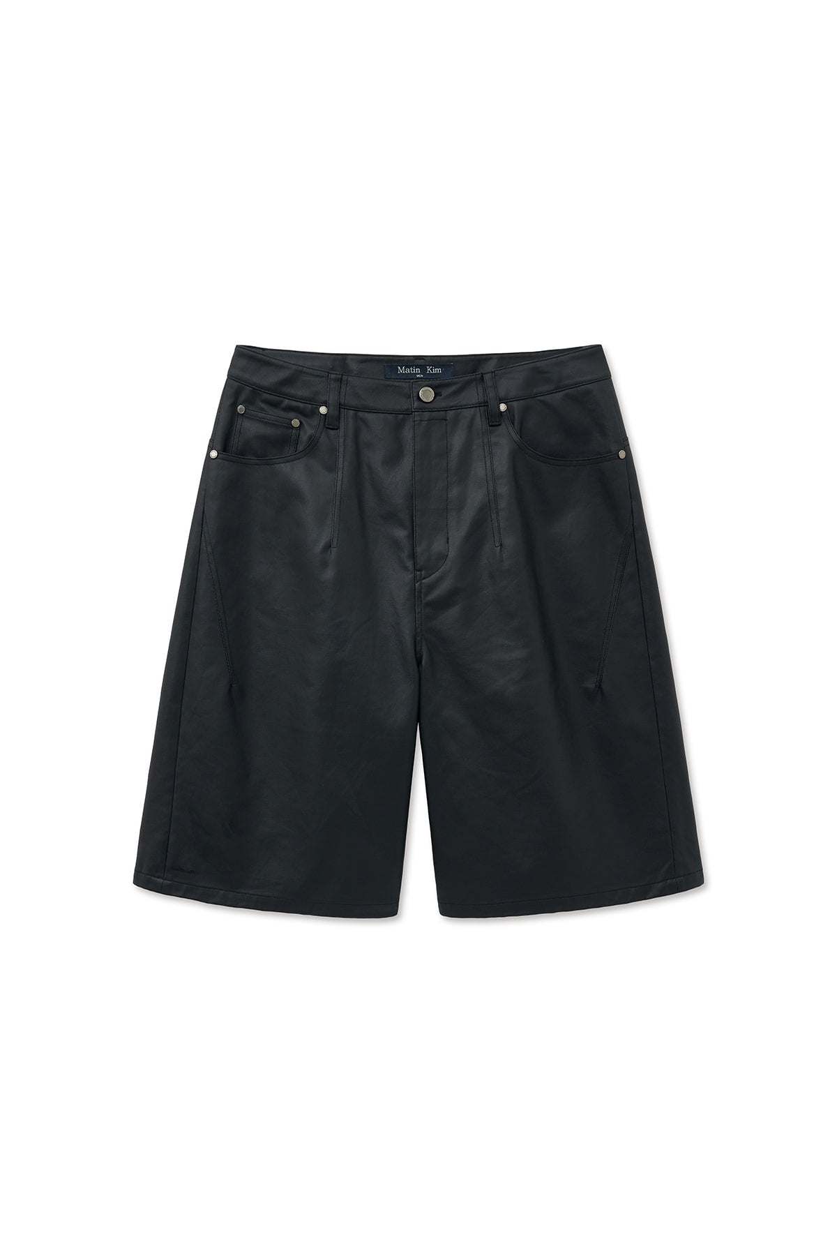 matinkim MATT COATING BERMUDA PANTS FOR MEN IN BLACK