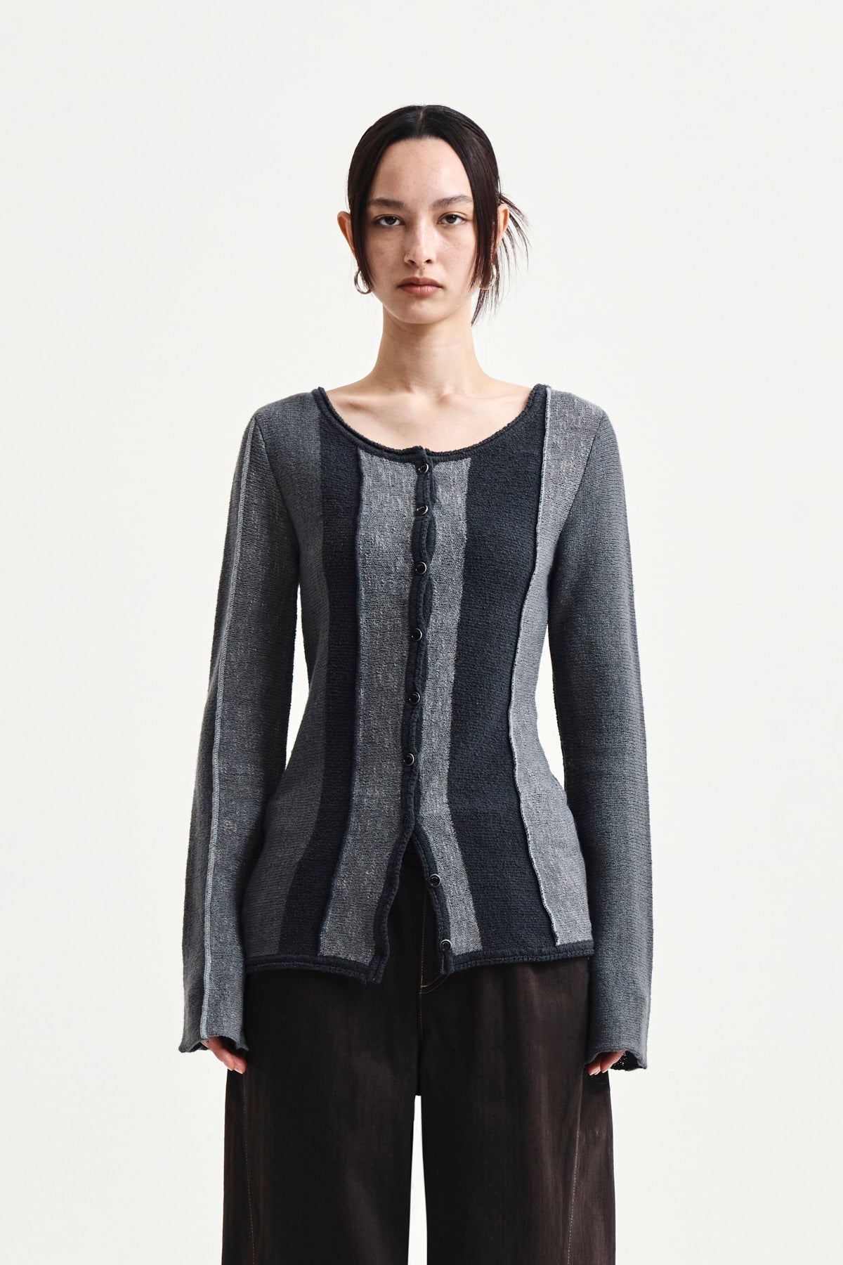 matinkim COLOR BLOCK SLIM KNIT CARDIGAN IN CHARCOAL