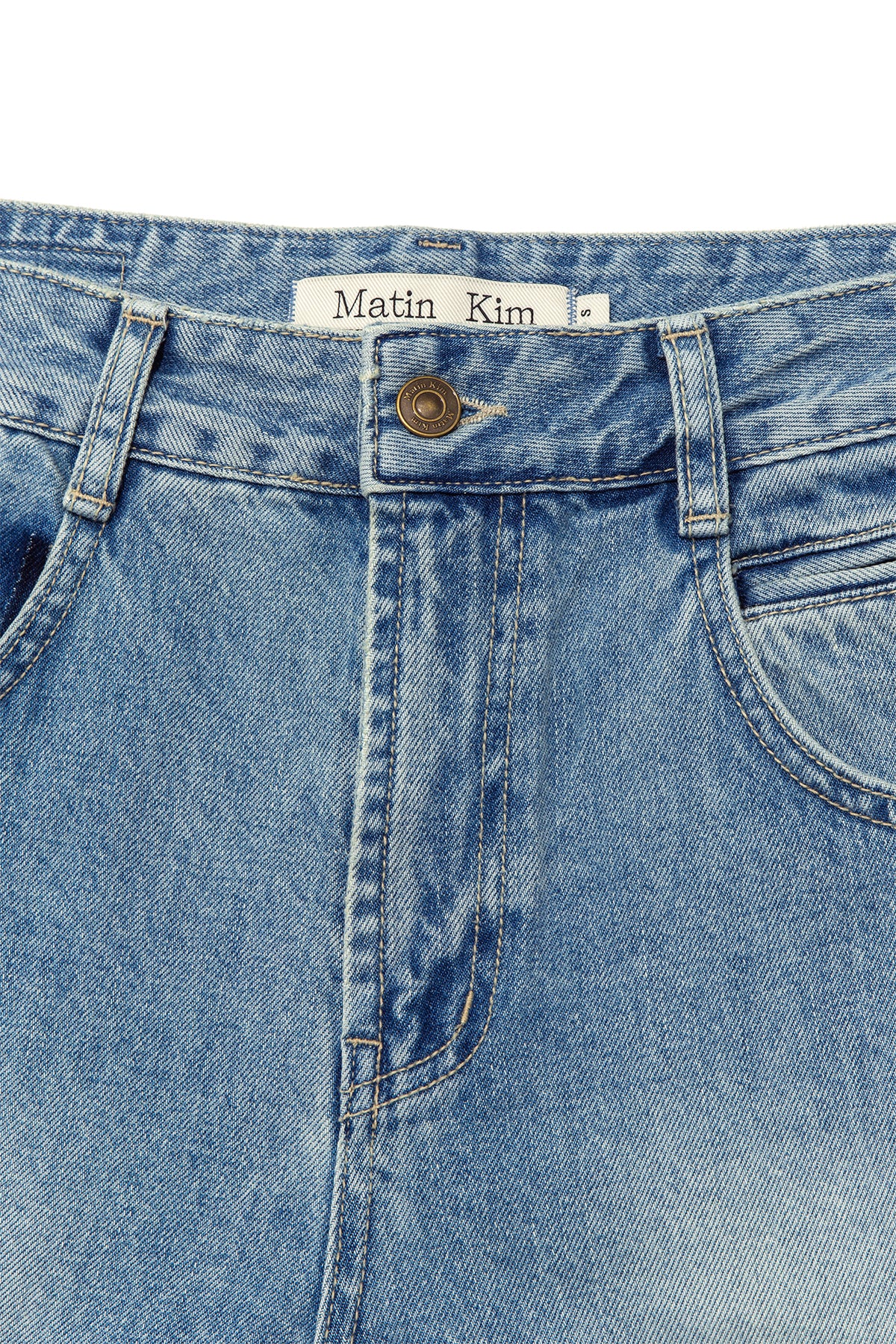 matinkim POCKET WASHED POINT DENIM PANTS IN LIGHT BLUE