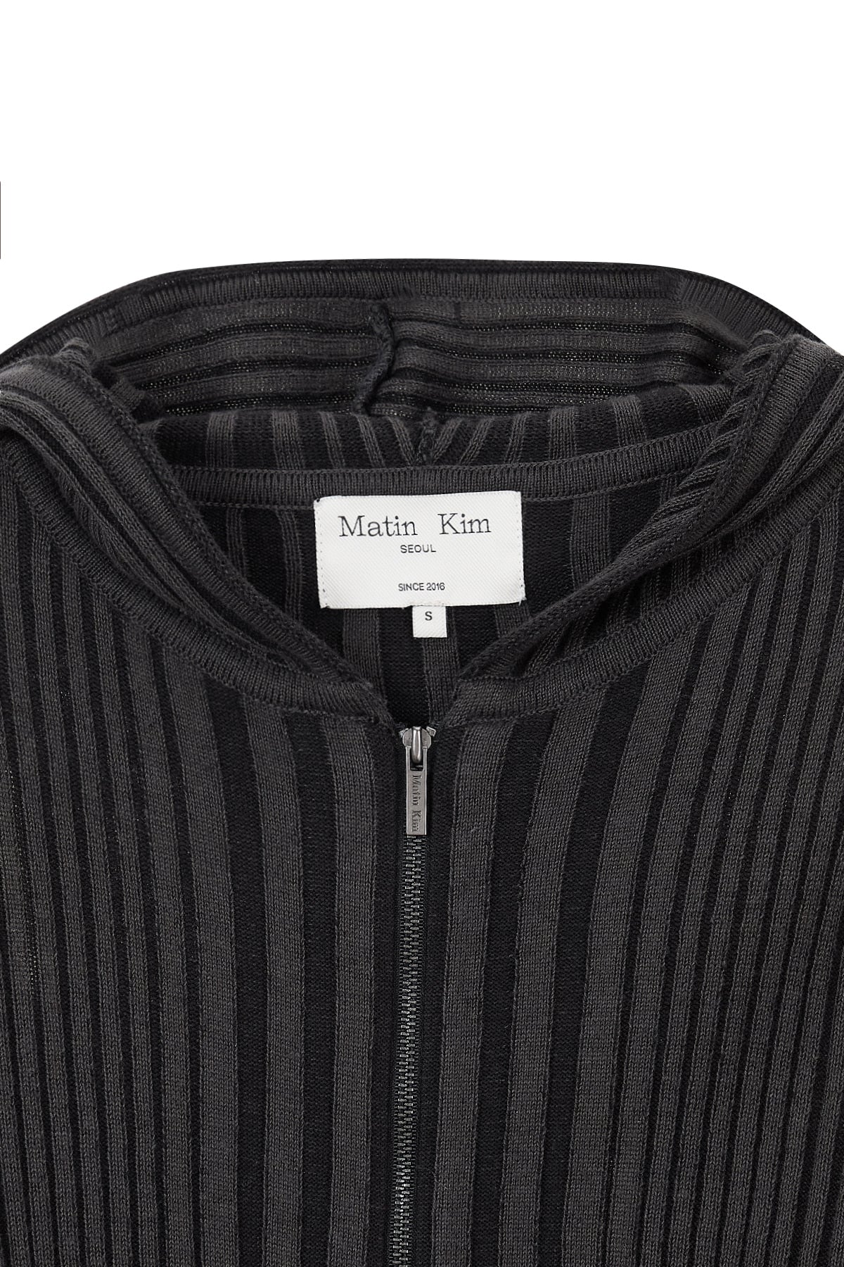 matinkim LOGO POINT DAMAGE SLIM HOODY CARDIGAN IN CHARCOAL