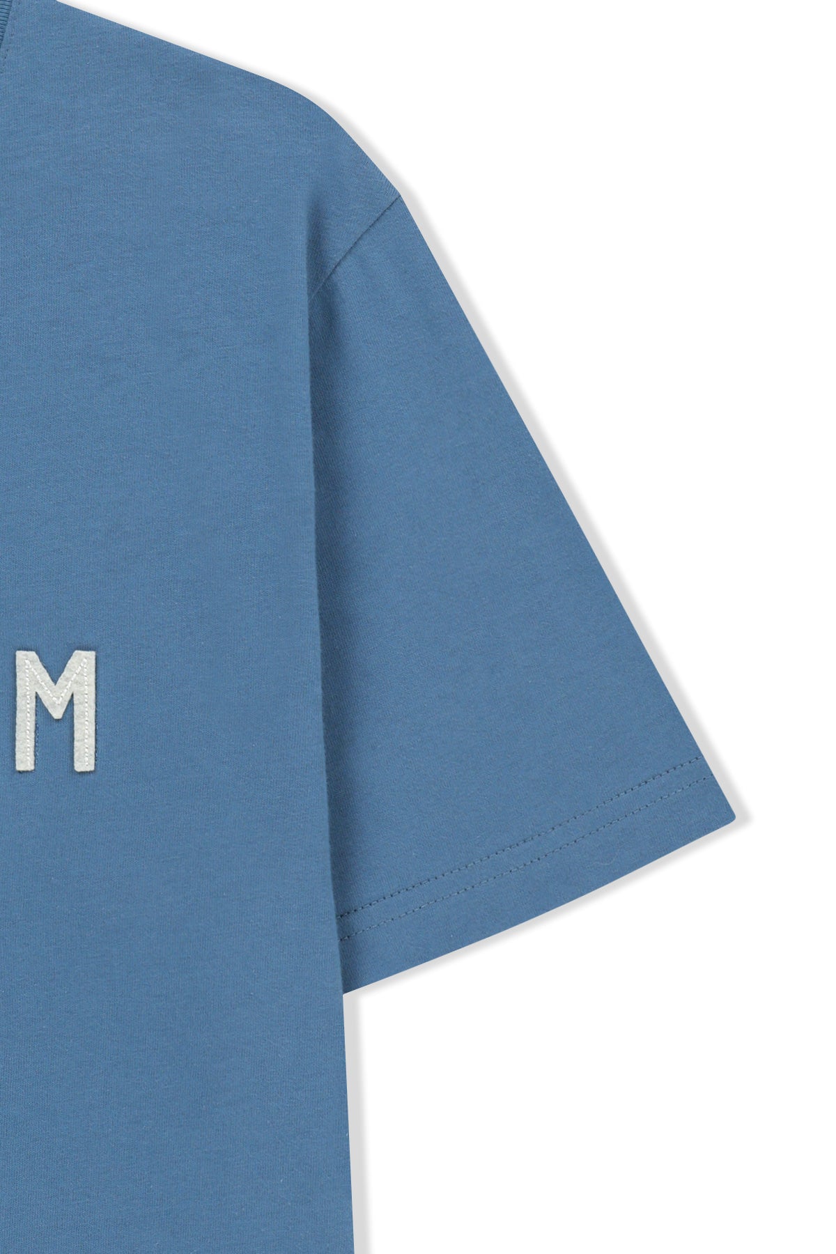 matinkim APPLIQUE FELT LOGO TOP IN BLUE