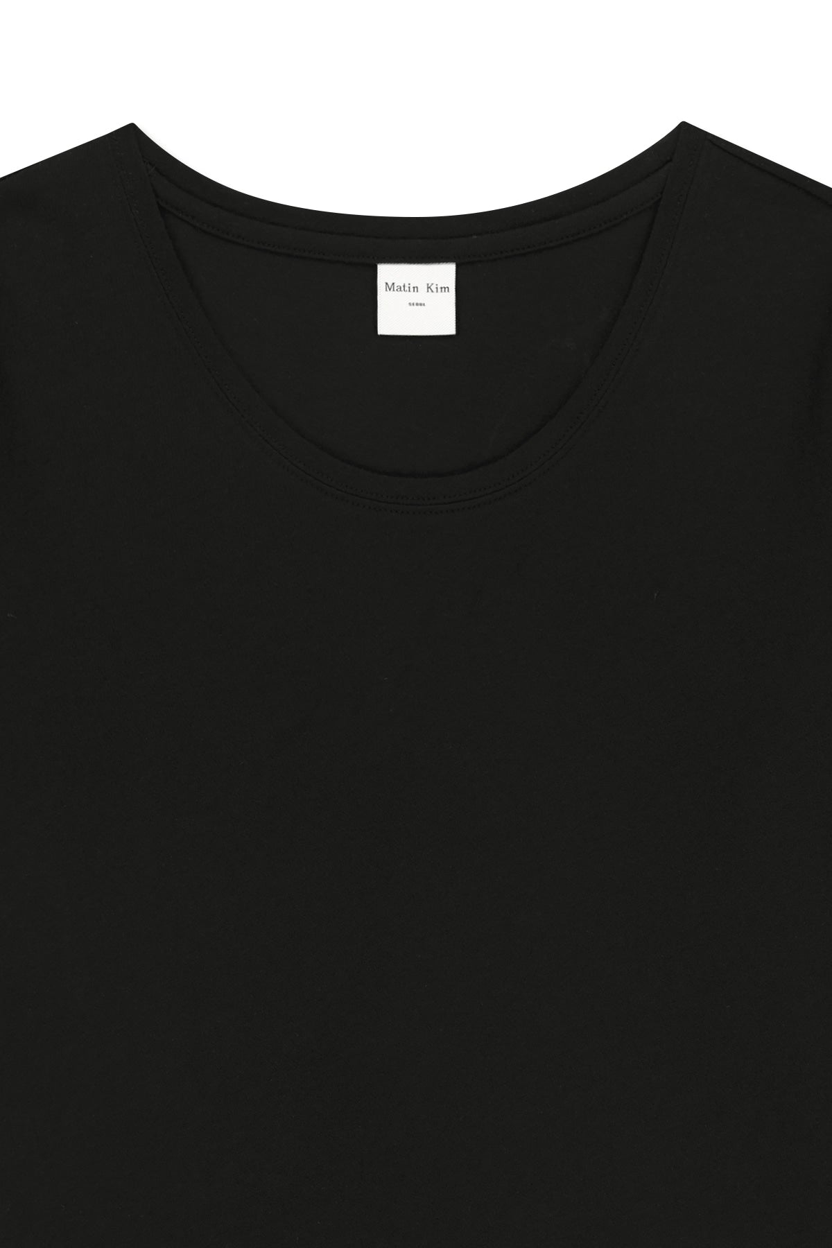 matinkim LABEL POINT U NECK TOP IN BLACK