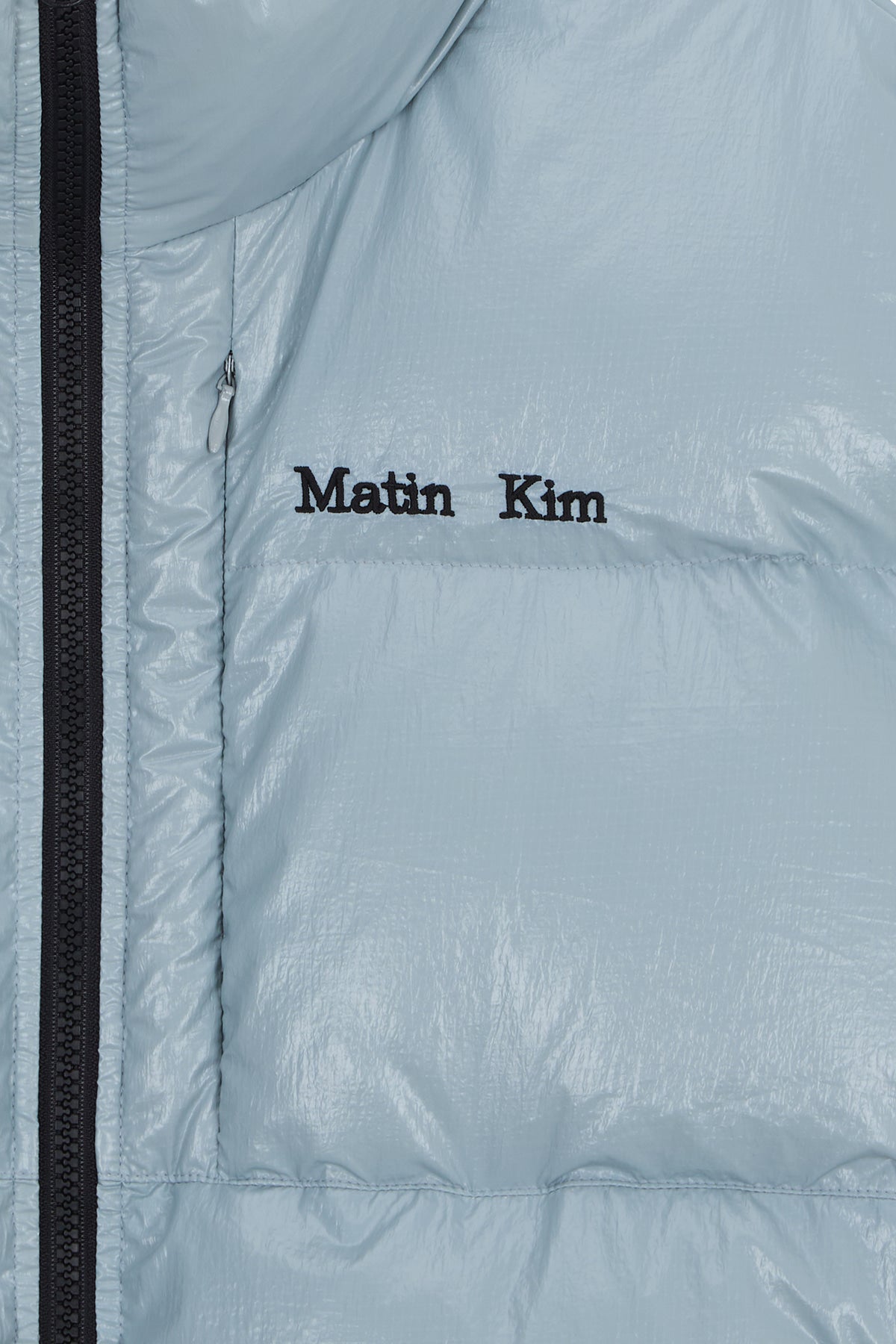 matinkim SMALL LOGO VOLUME DOWN JUMPER FOR MEN IN LIGHT GREY