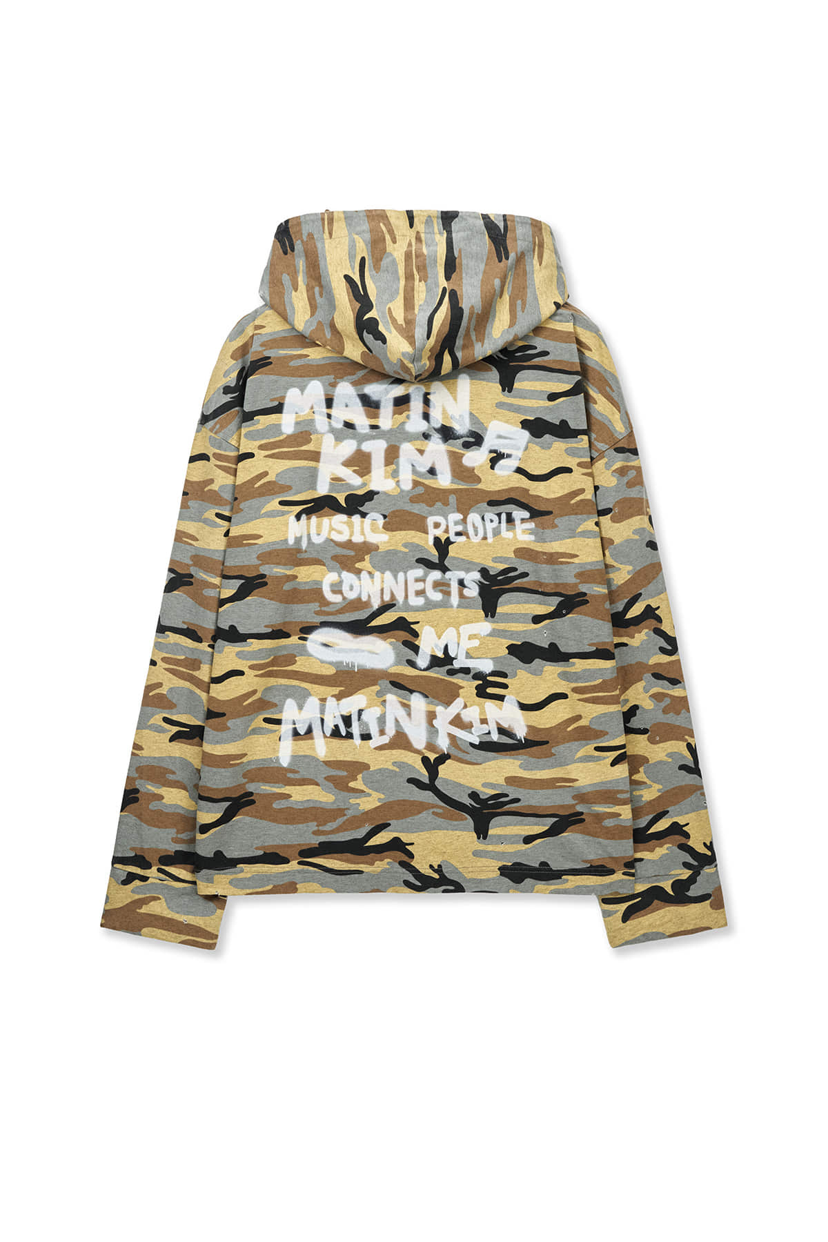 matinkim TYPO ARTWORK CAMOUFLAGE HOODY IN CAMEL