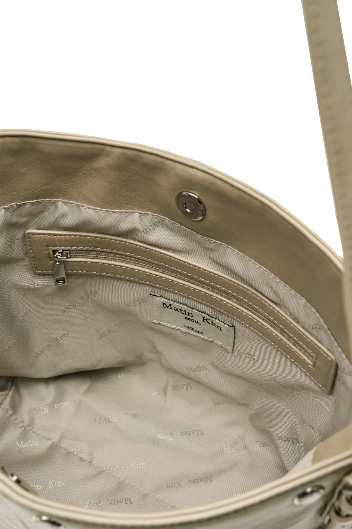 matinkim MATIN STUD POINT SMALL SHOULDER BAG IN BEIGE