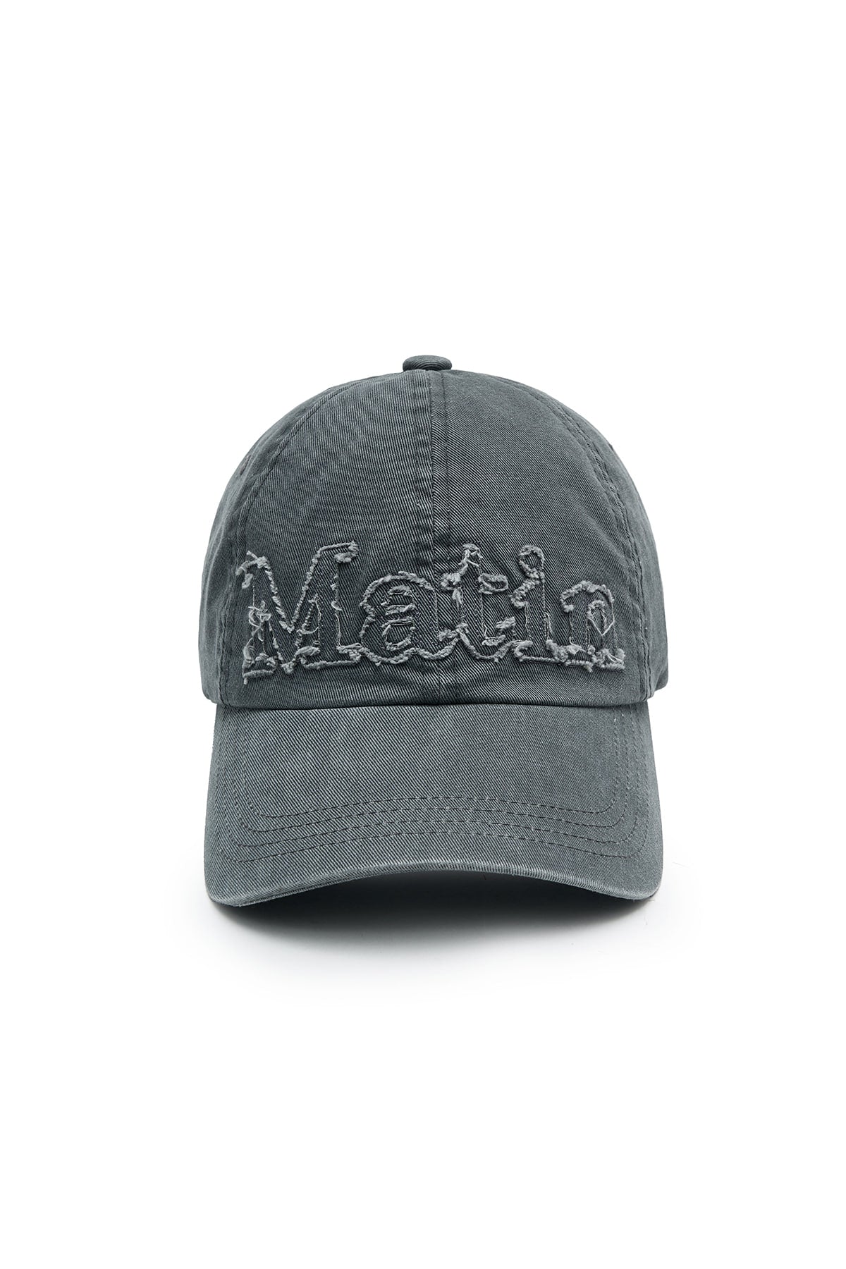 matinkim ROUGH CUT APPLIQUE BALL CAP IN GREY