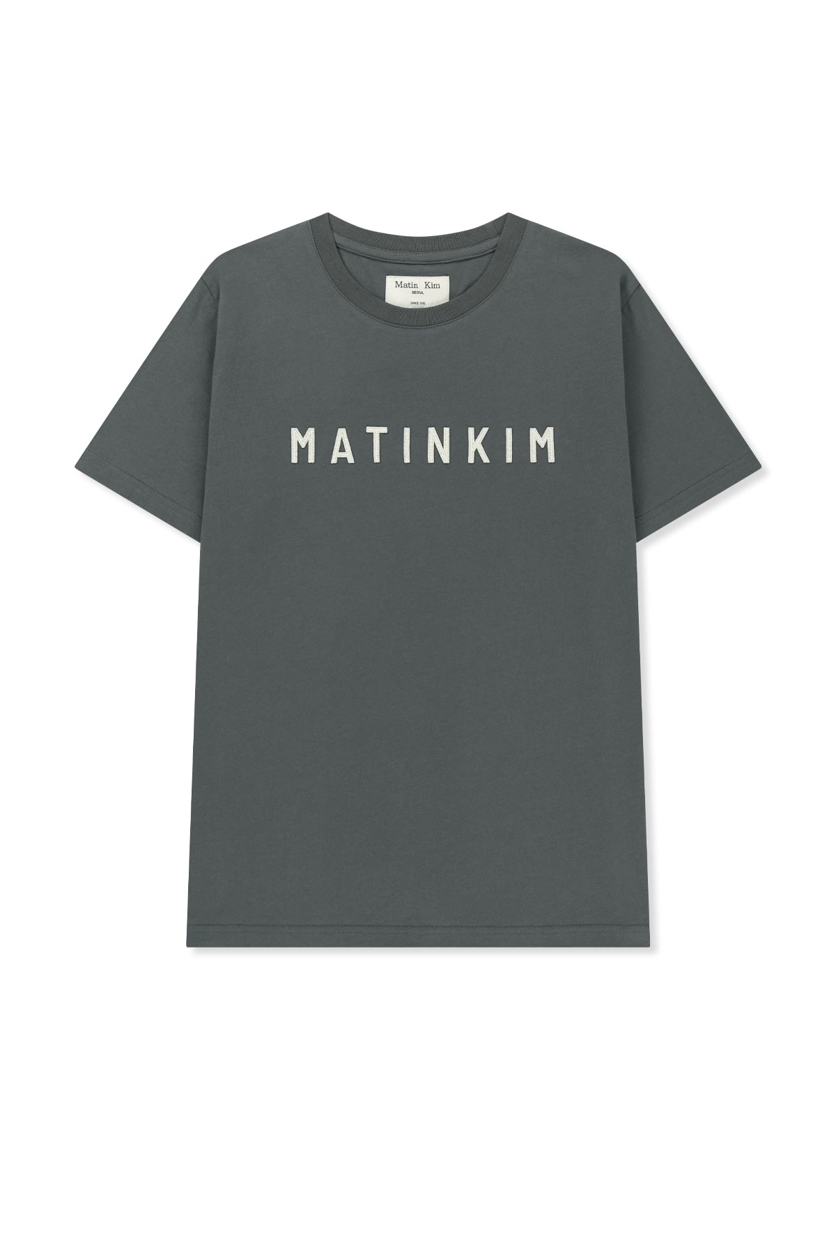 matinkim APPLIQUE FELT LOGO TOP IN CHARCOAL