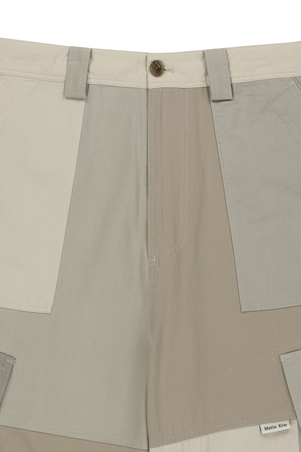 matinkim PATCHWORK CARGO BERMUDA PANTS FOR MEN IN BEIGE