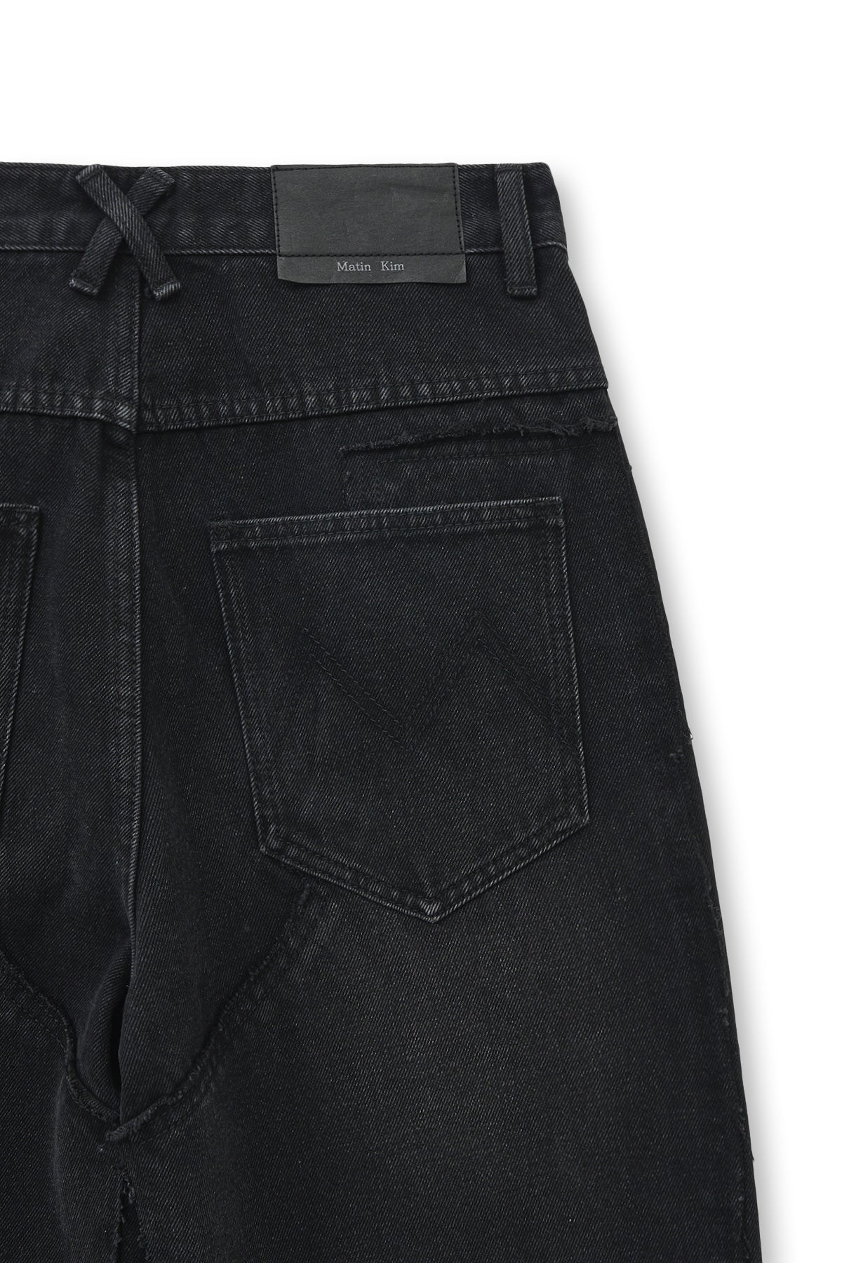 matinkim WESTERN STRAIGHT FIT DENIM PANTS IN BLACK