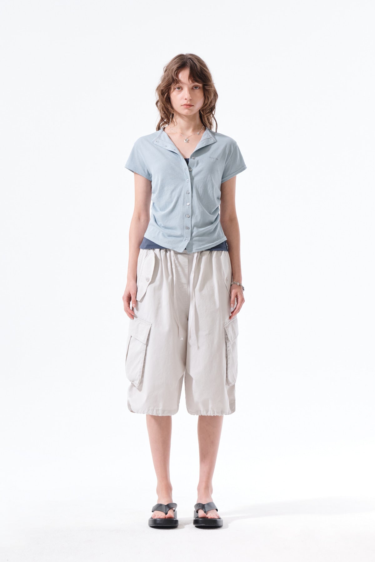 matinkim WASHED COTTON PATCH POCKET BERMUDA PANTS IN LIGHT GREY