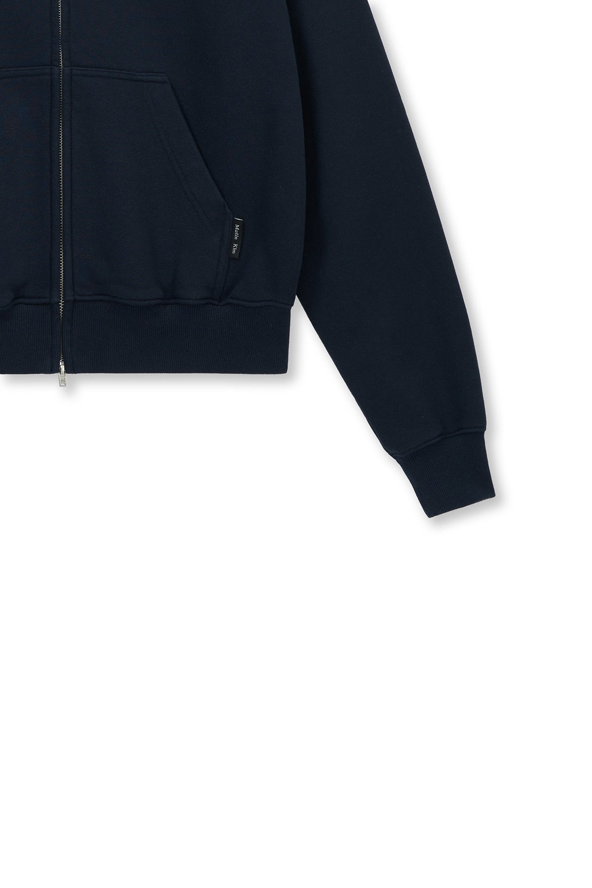matinkim GRAFFITI LOGO HOODY ZIP UP IN NAVY