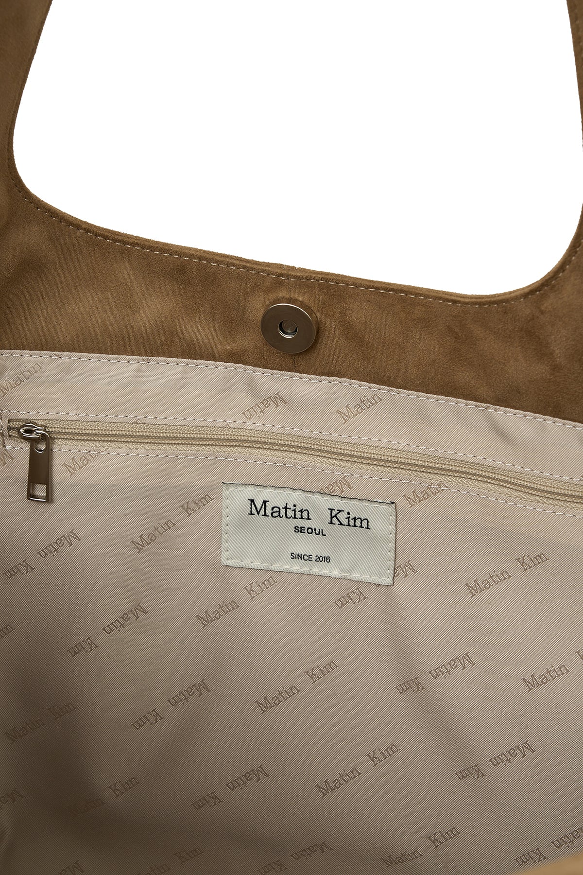 matinkim SIDE STRING SUEDE BIG SHOULDER BAG IN BEIGE