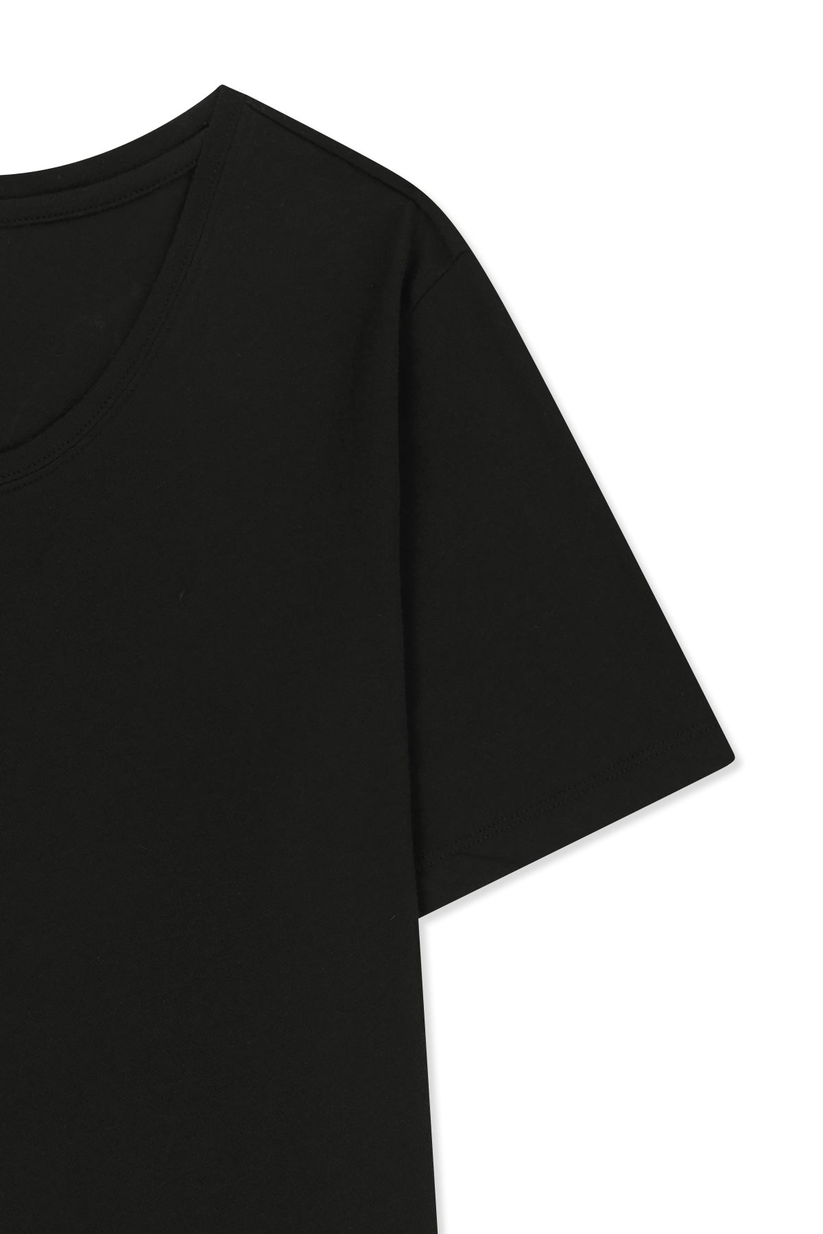 matinkim LABEL POINT U NECK TOP IN BLACK