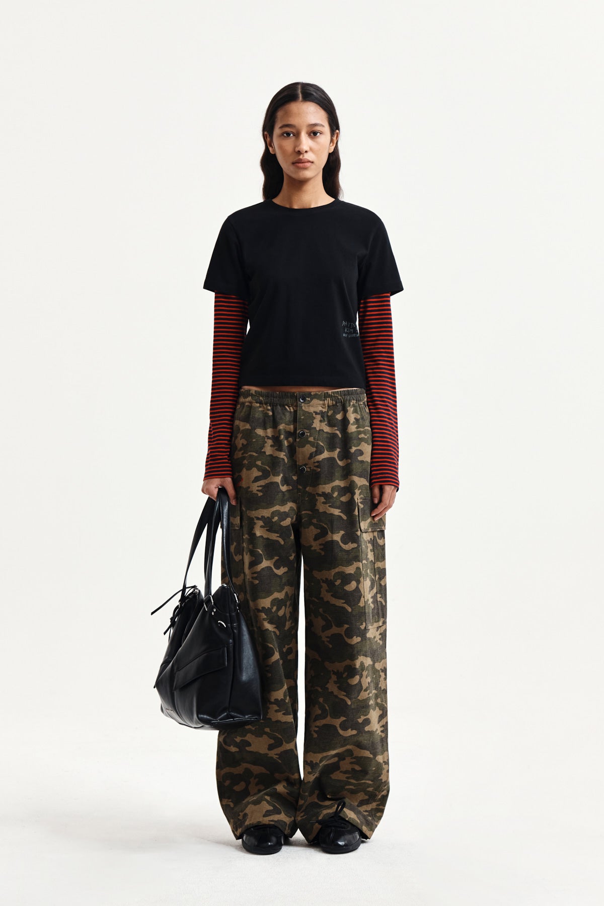 matinkim DRAWSTRING HEM CARGO PANTS IN KHAKI